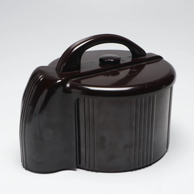 Count-Rite Art Deco Style Bakelite Poker Chip Holder and Dispenser Caddy