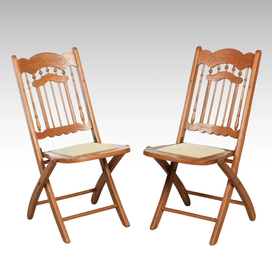 Pair of Eckbert & Son Press Carved Oak Folding Chairs, 20th Century