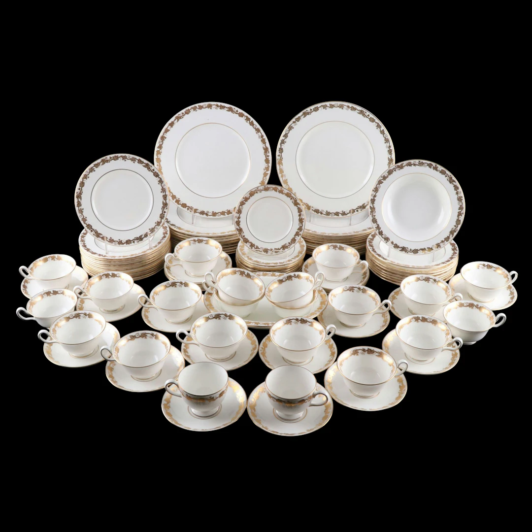 Wedgwood "Whitehall" Bone China Dinnerware, Mid to Late 20th C.