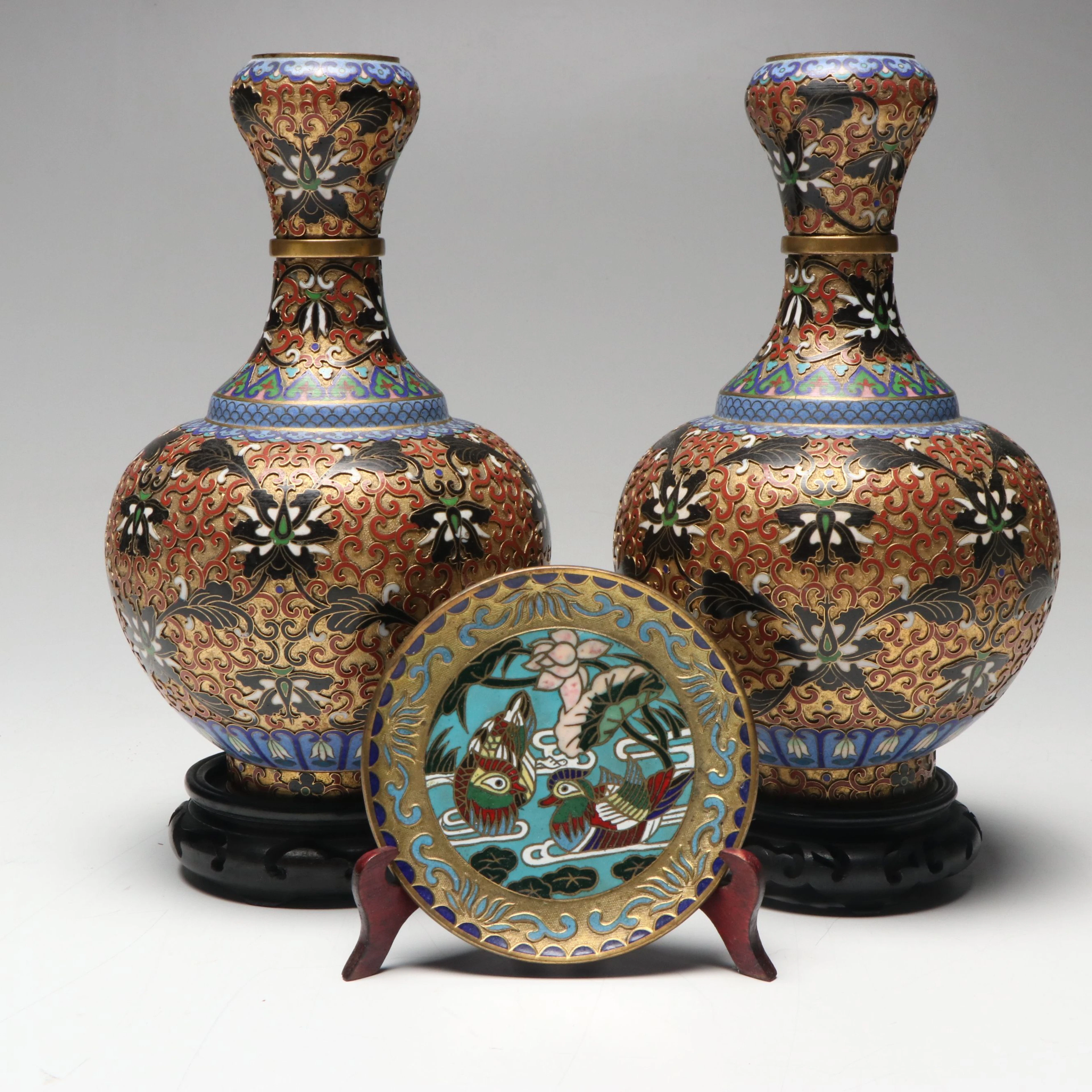 Chinese Cloisonné and Champlevé Enamel Bulbous Vases with Dish
