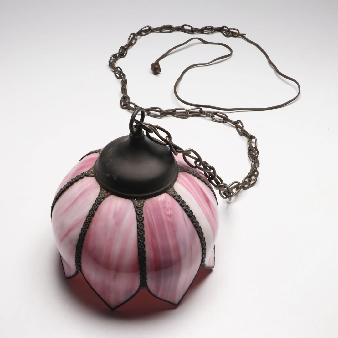 Tulip Form Slag Glass Pendant Light