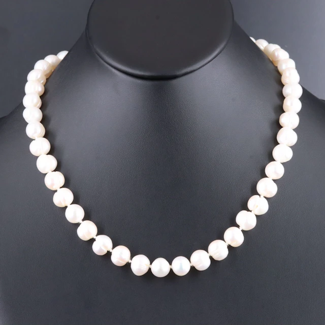 Pearl Necklace with 14K Clasp