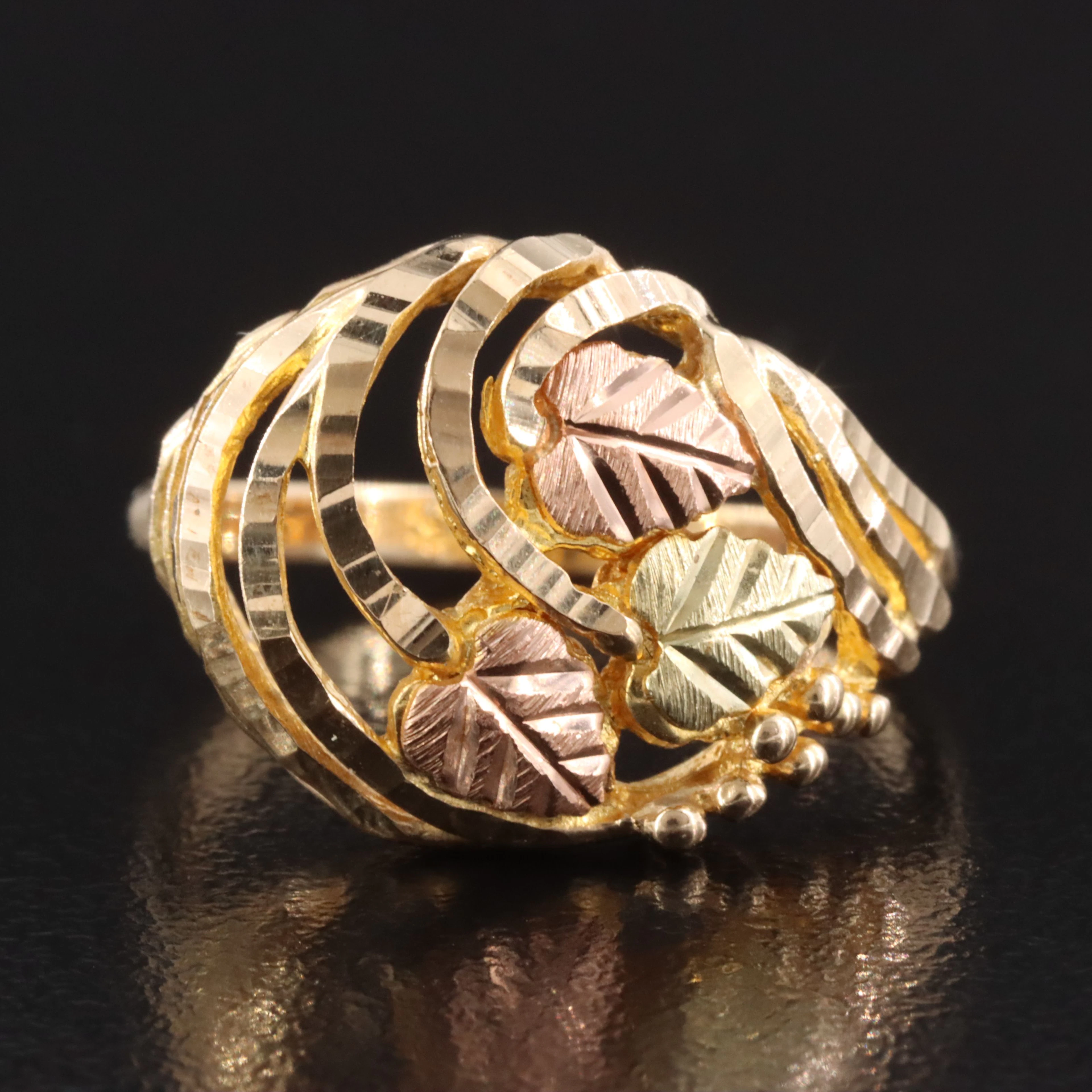 Coleman Co. Black Hills Gold 10K Tri-Color Leaf Ring