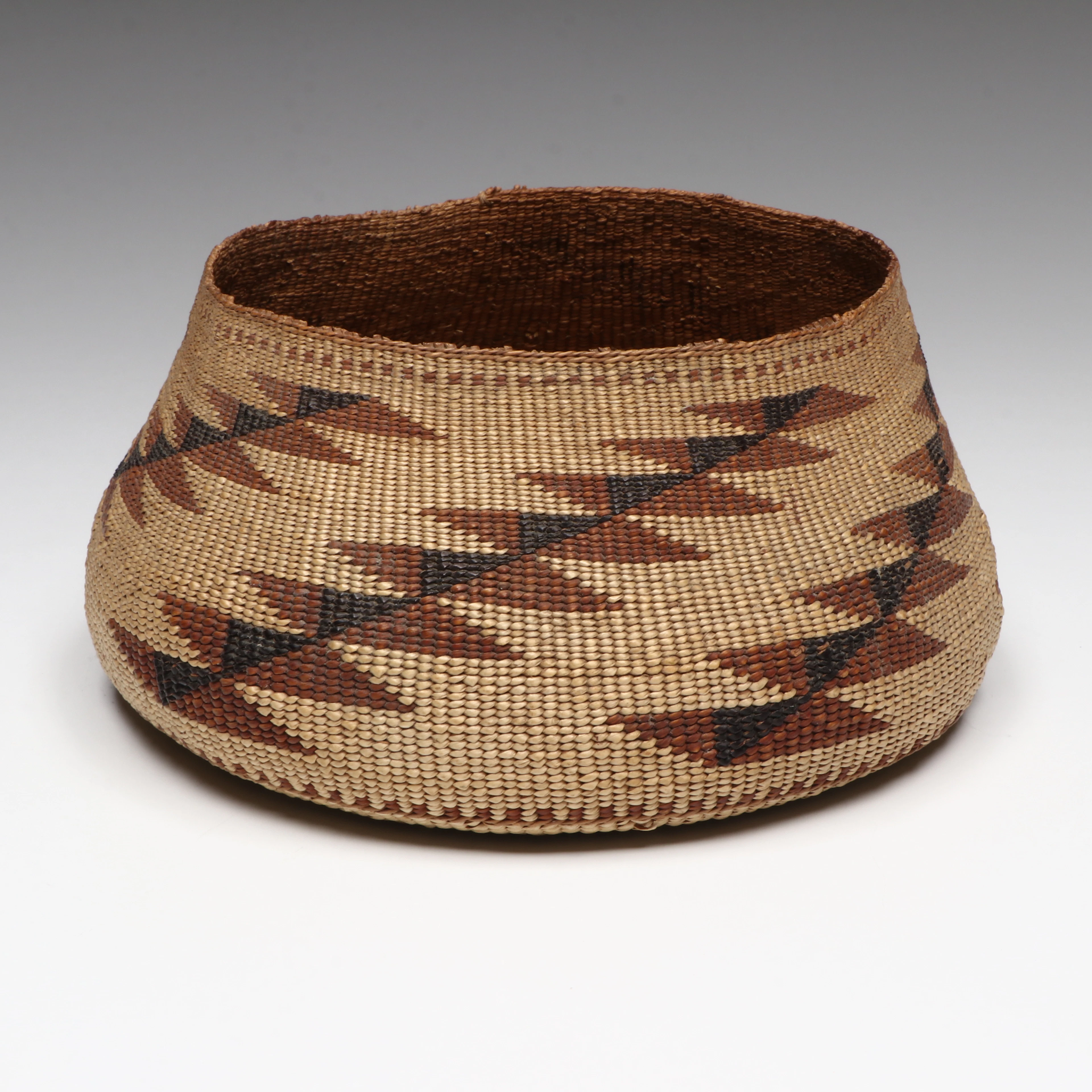 Antique Native American Hupa Basket, Late 19th/Early 20th Century