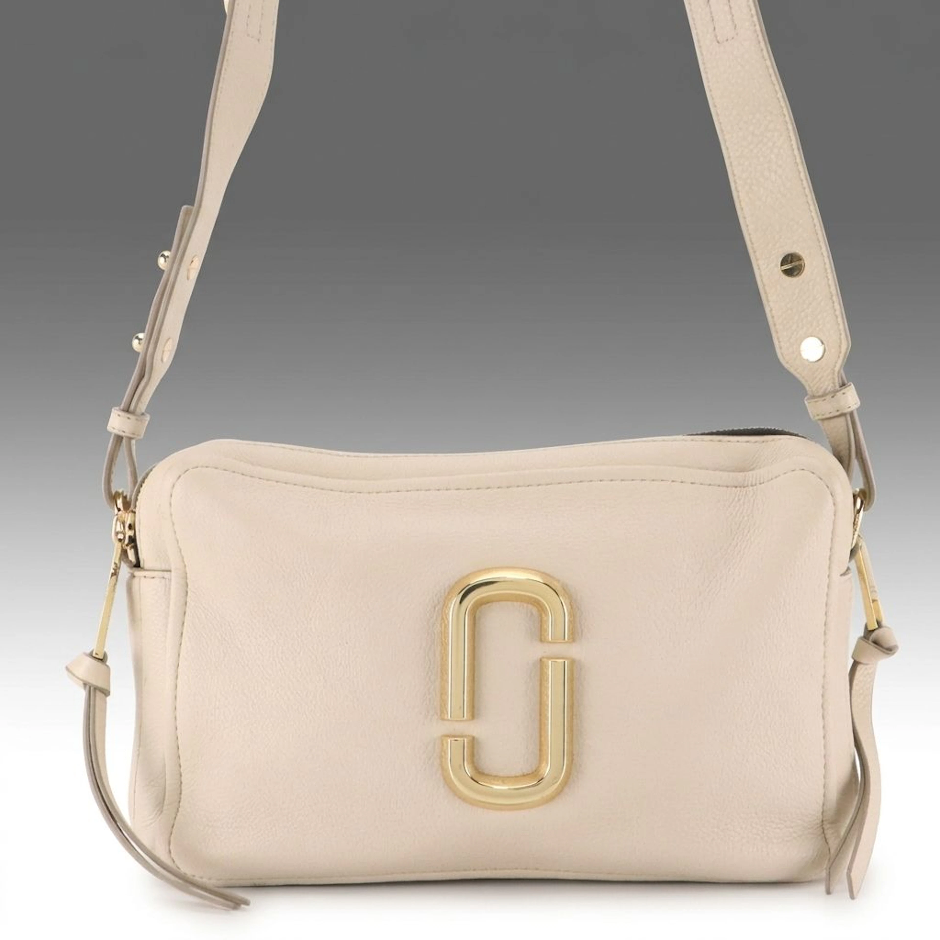 Marc Jacobs Softshot 27 Crossbody Bag in Neutral Leather