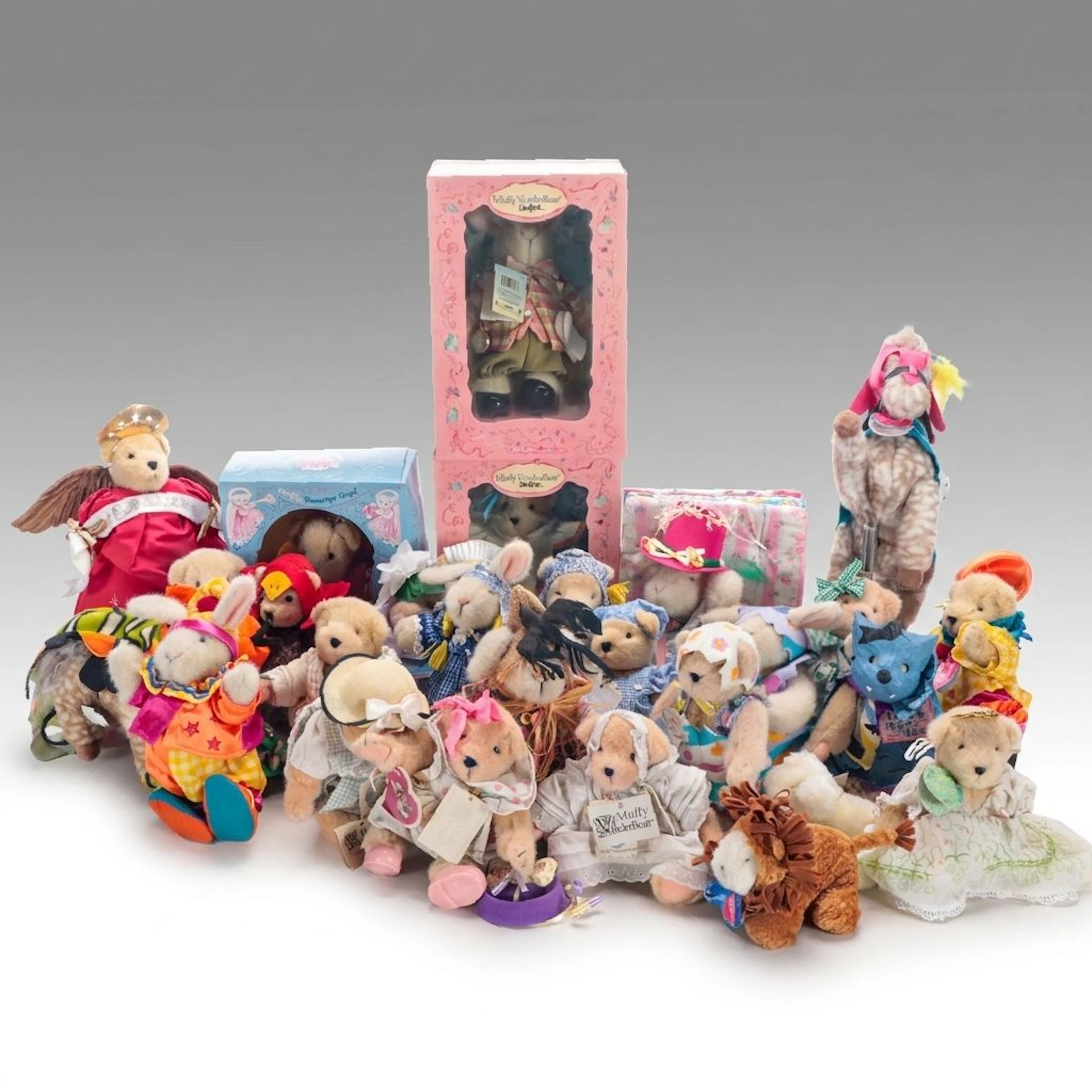North American Bear Company "Spring Bonnets" and More Stuffed Animals