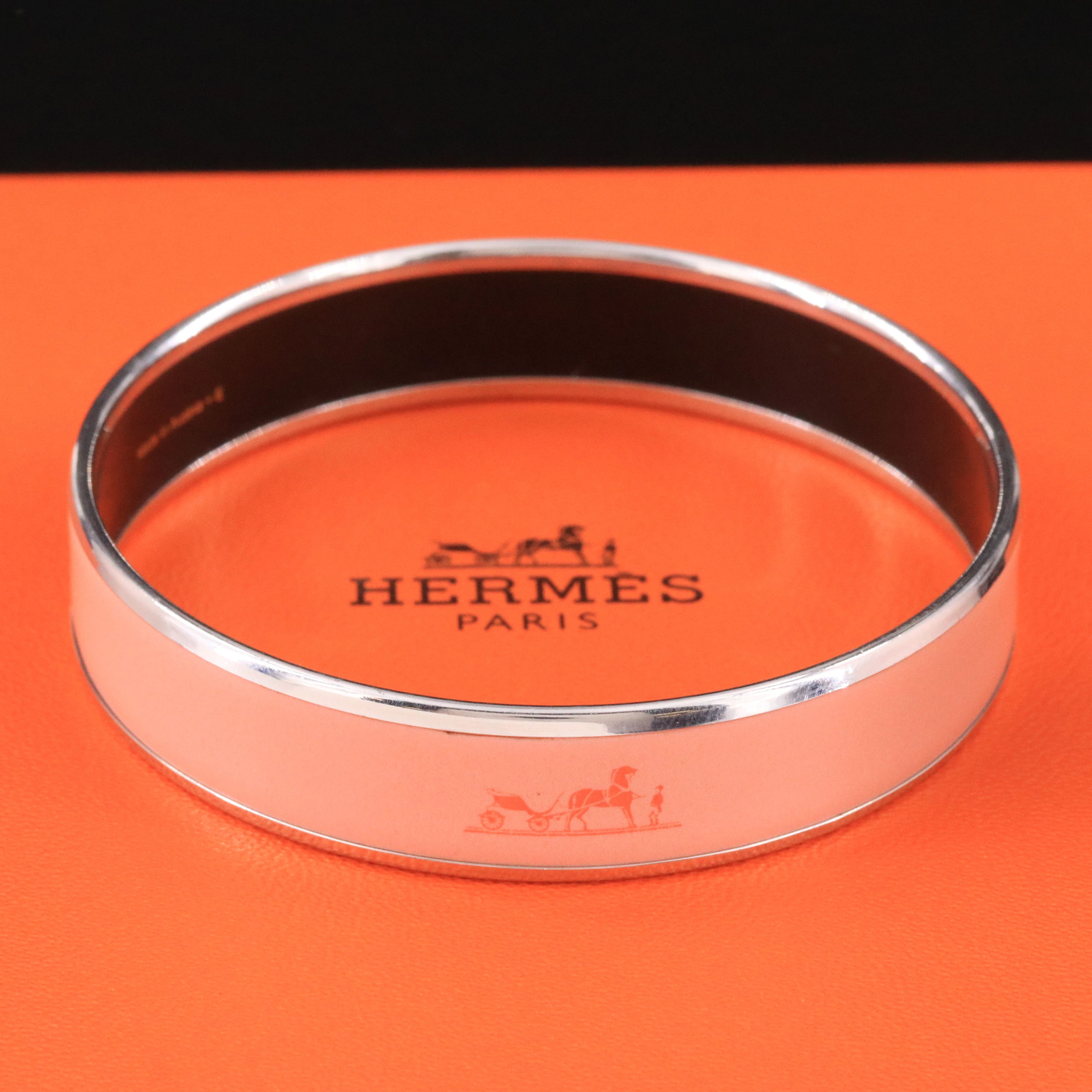 Hermès Calèche Silver Tone and Pink Enamel Bangle