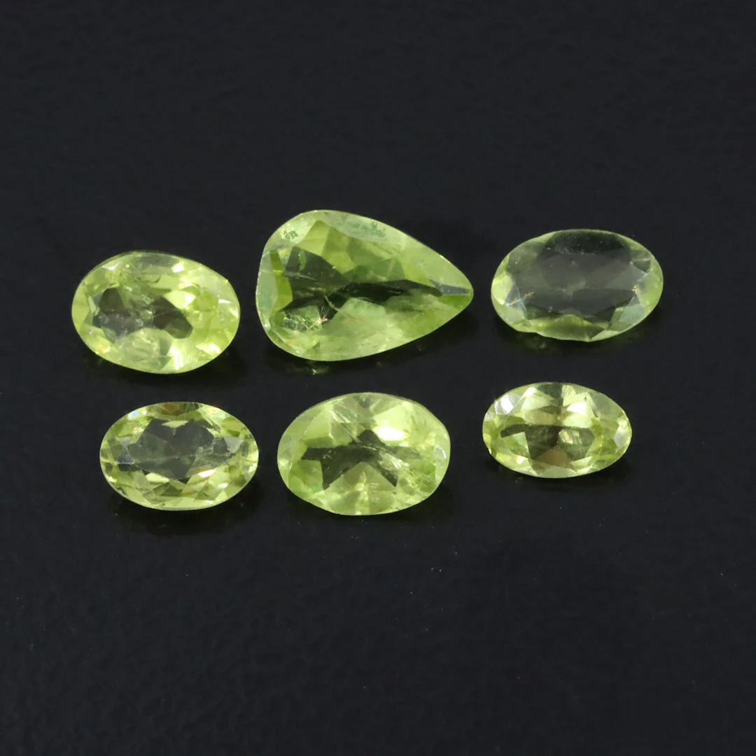 Loose 4.02 CTW Peridot Lot