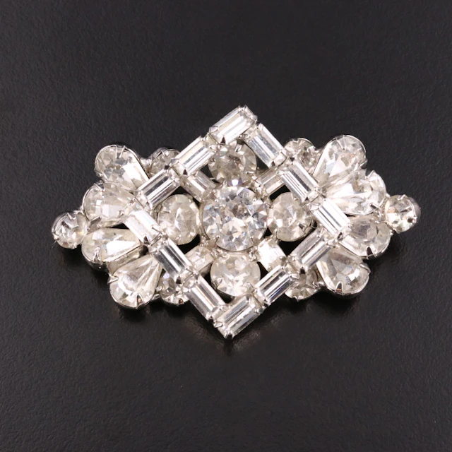Weiss Rhinestone Brooch