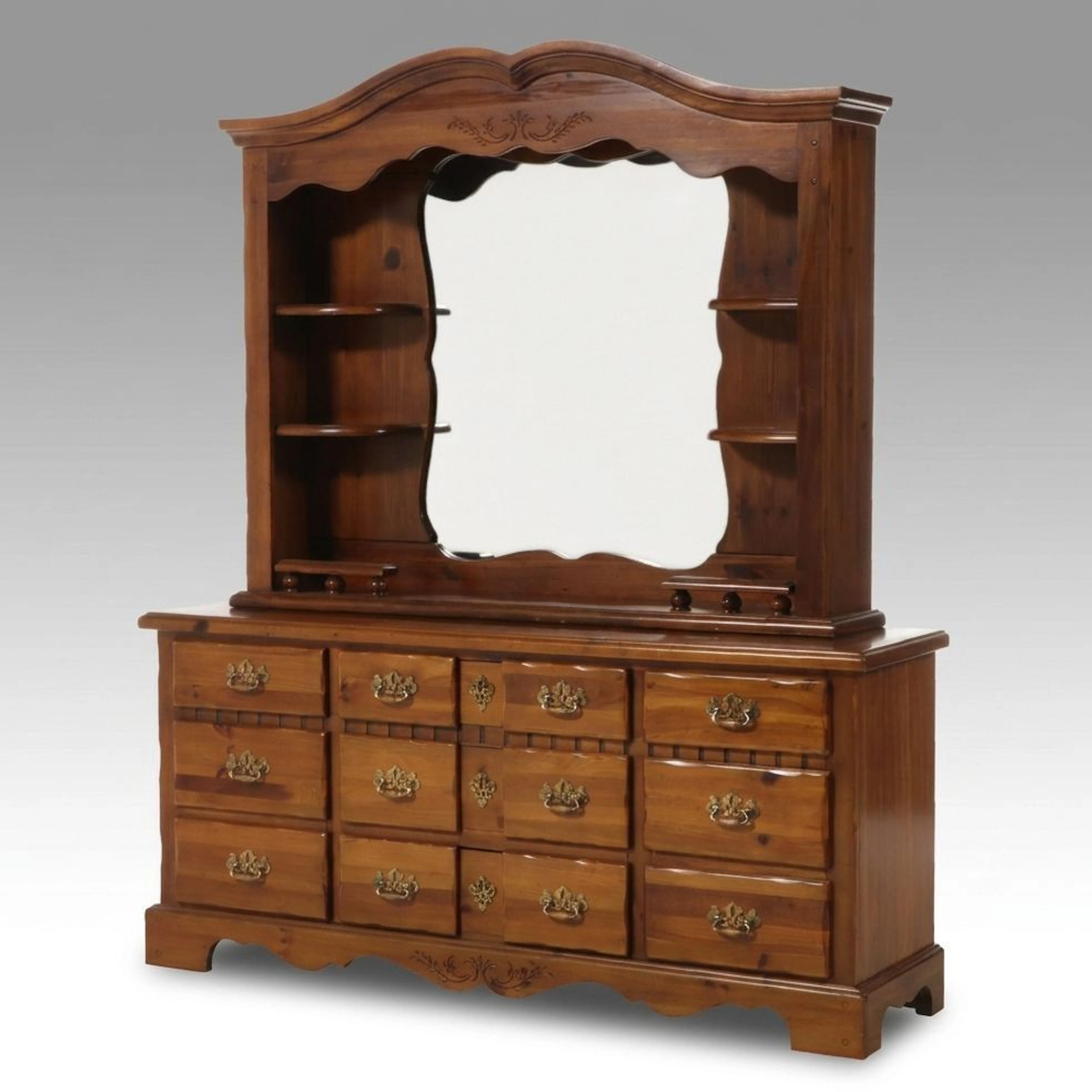 Colonial Revival Pine Dresser with Mirror Hutch, Late 20th Century