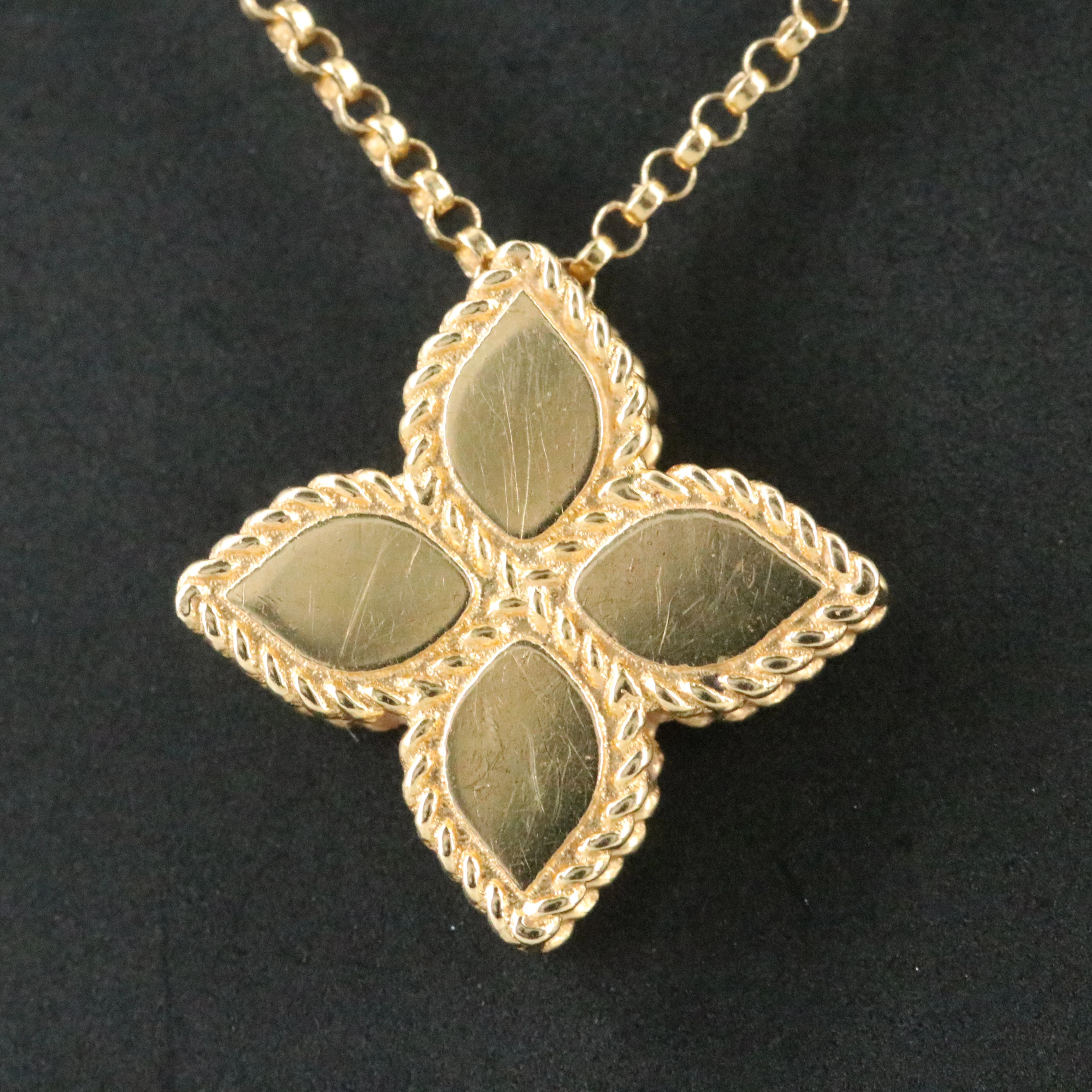 Roberto Coin Venetian Princess Flower 18K Necklace