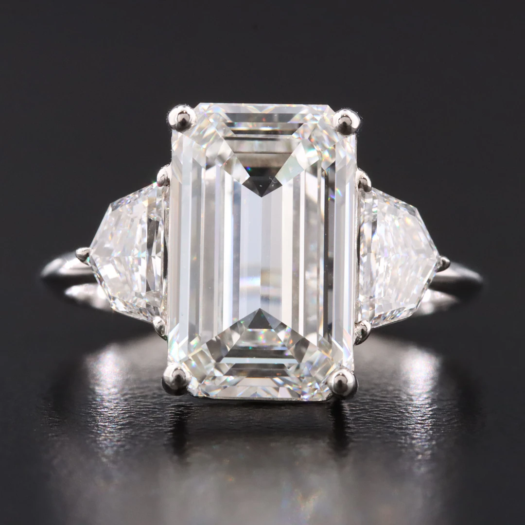 14K 5.41 Lab Grown Diamond Ring with IGI Report