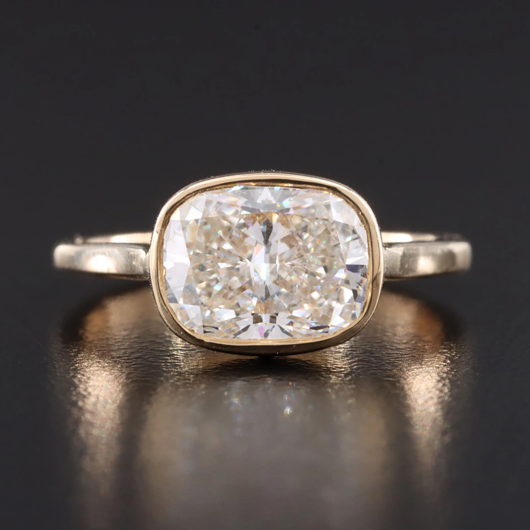 18K 3.00 CT Lab Grown Diamond Solitaire Ring with IGI Report