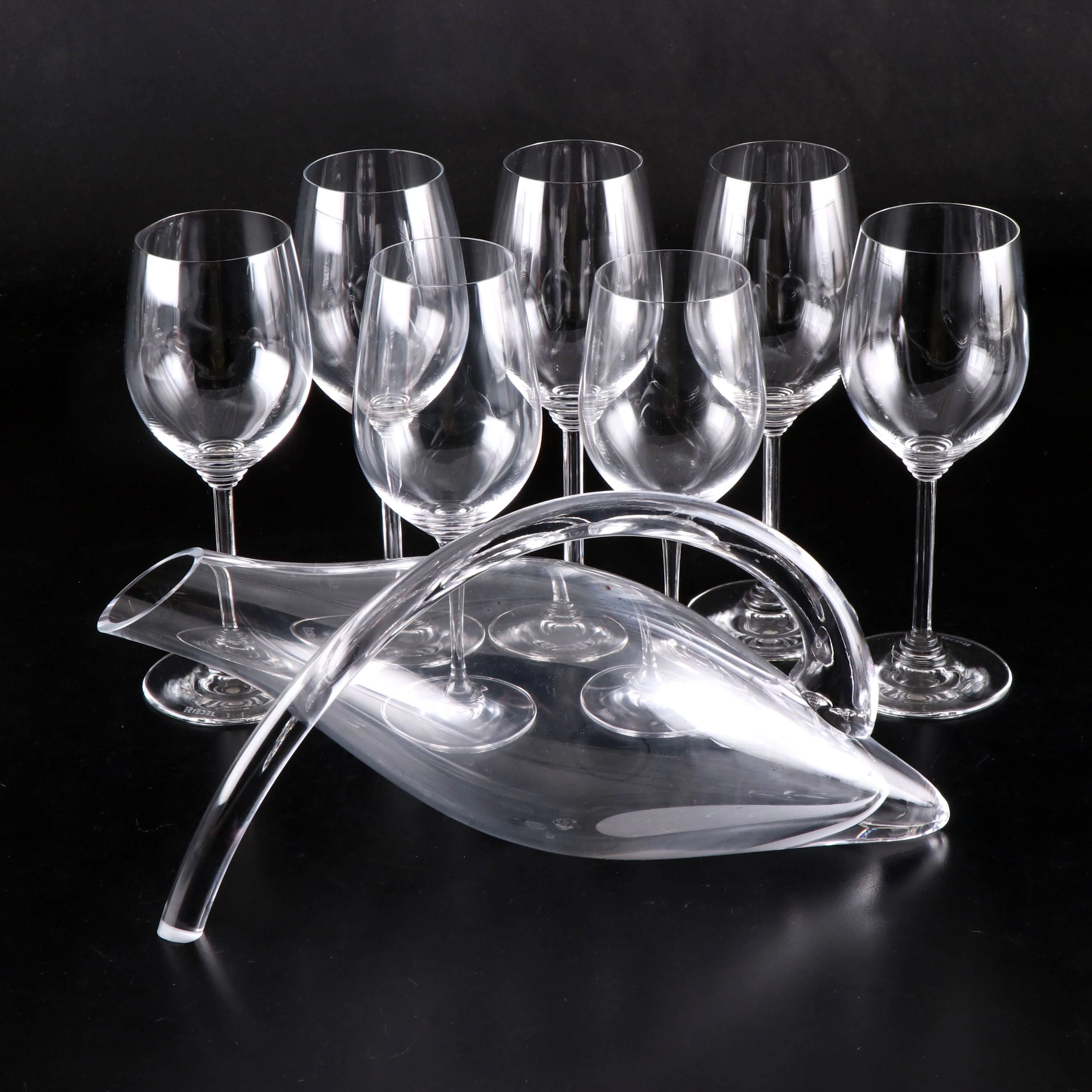 Glass Wine Aerator with Riedel Wine Glasses