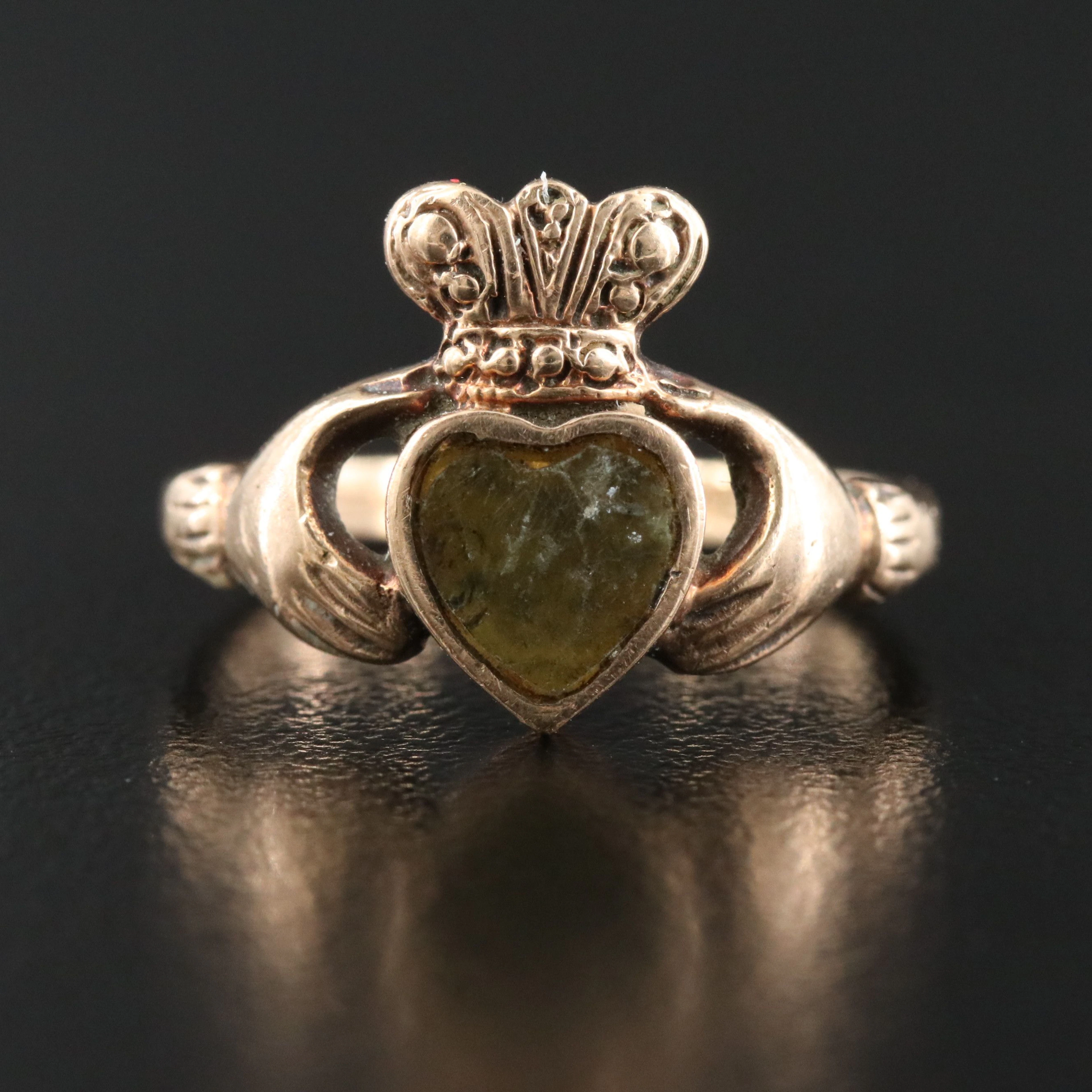 Vintage 9K Connemara Marble Claddagh Ring