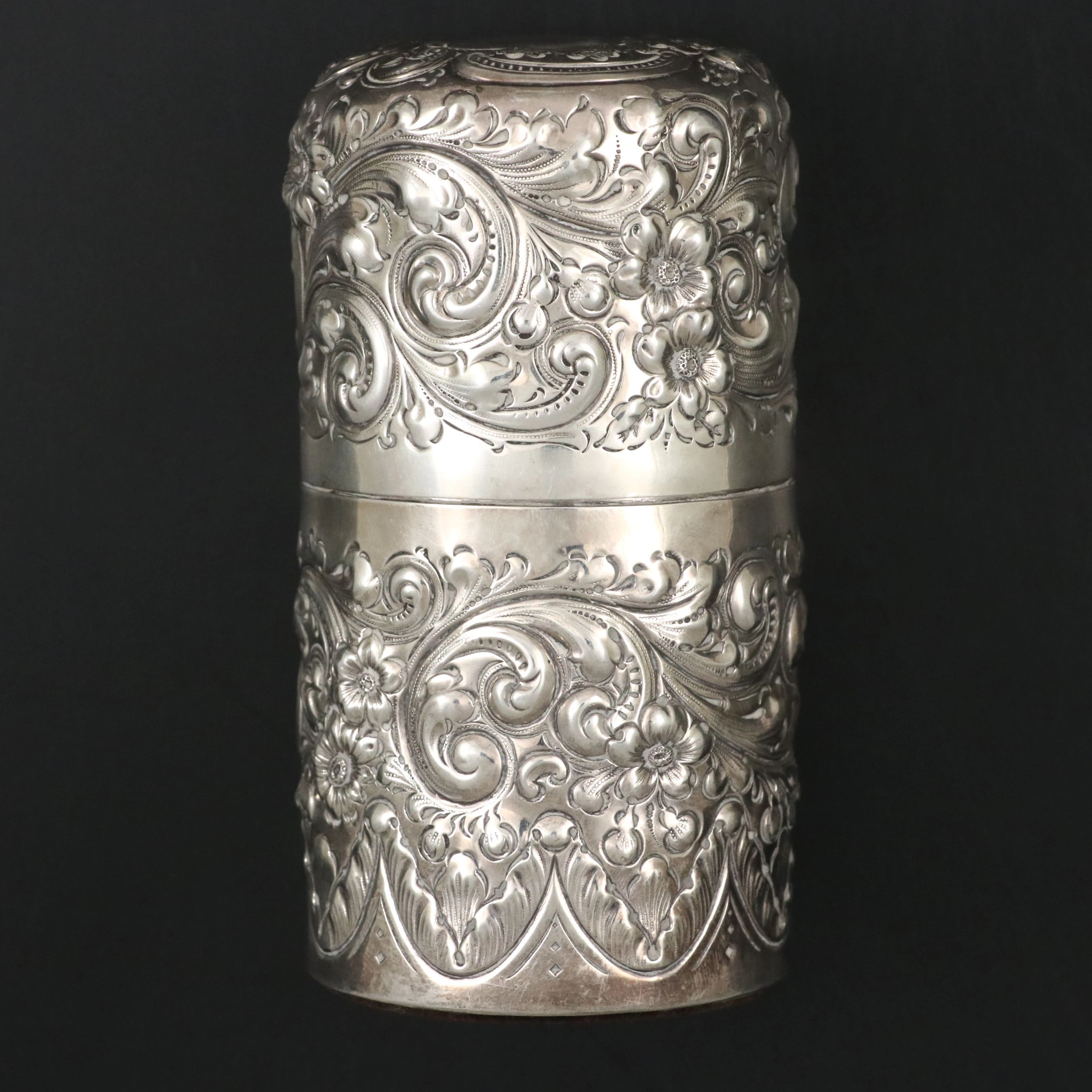 Wm. B. Durgin Co. Art Nouveau Scrolled Floral Repoussé Sterling Silver Box