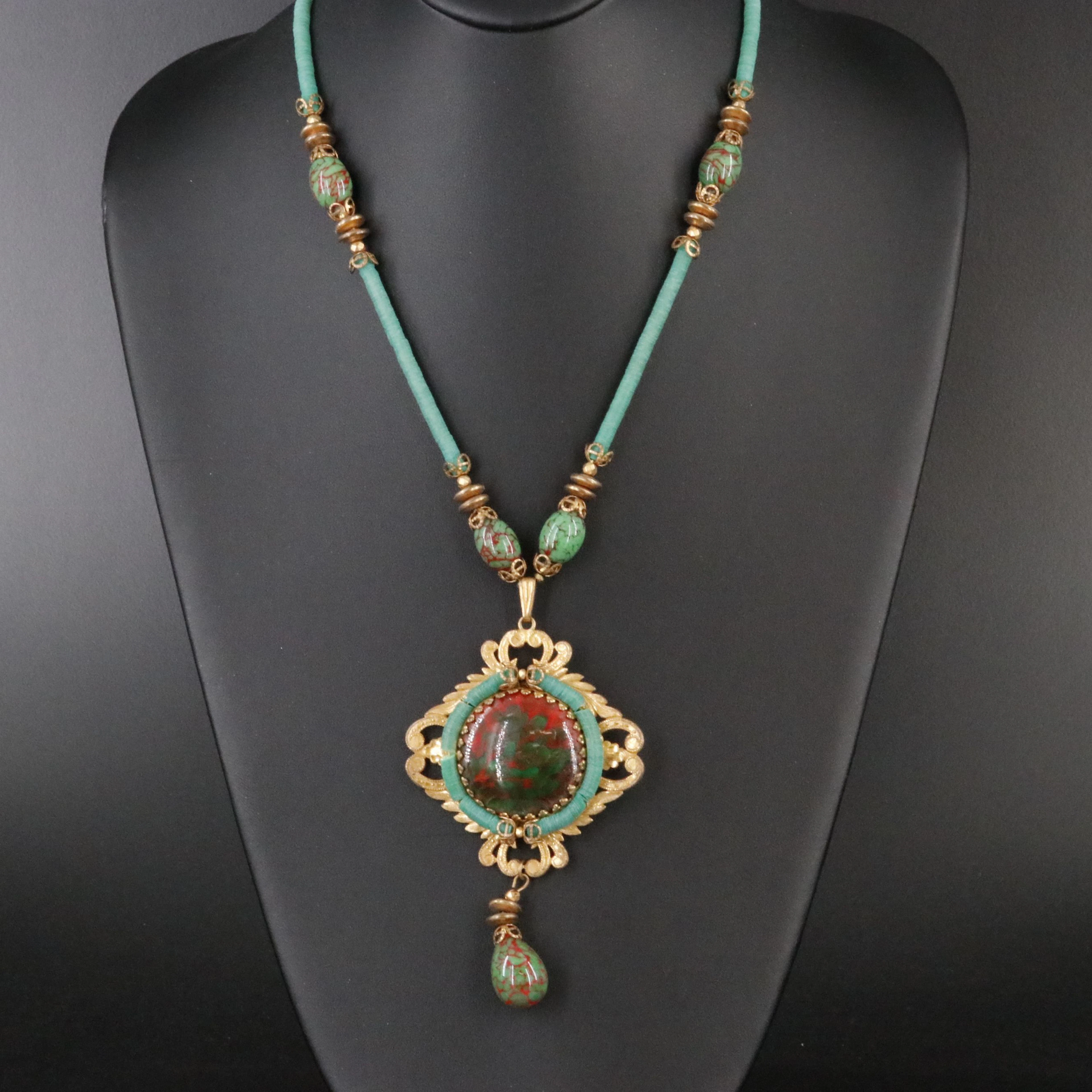 Vintage Miriam Haskell Necklace with Glass Accents and Heishi Beads