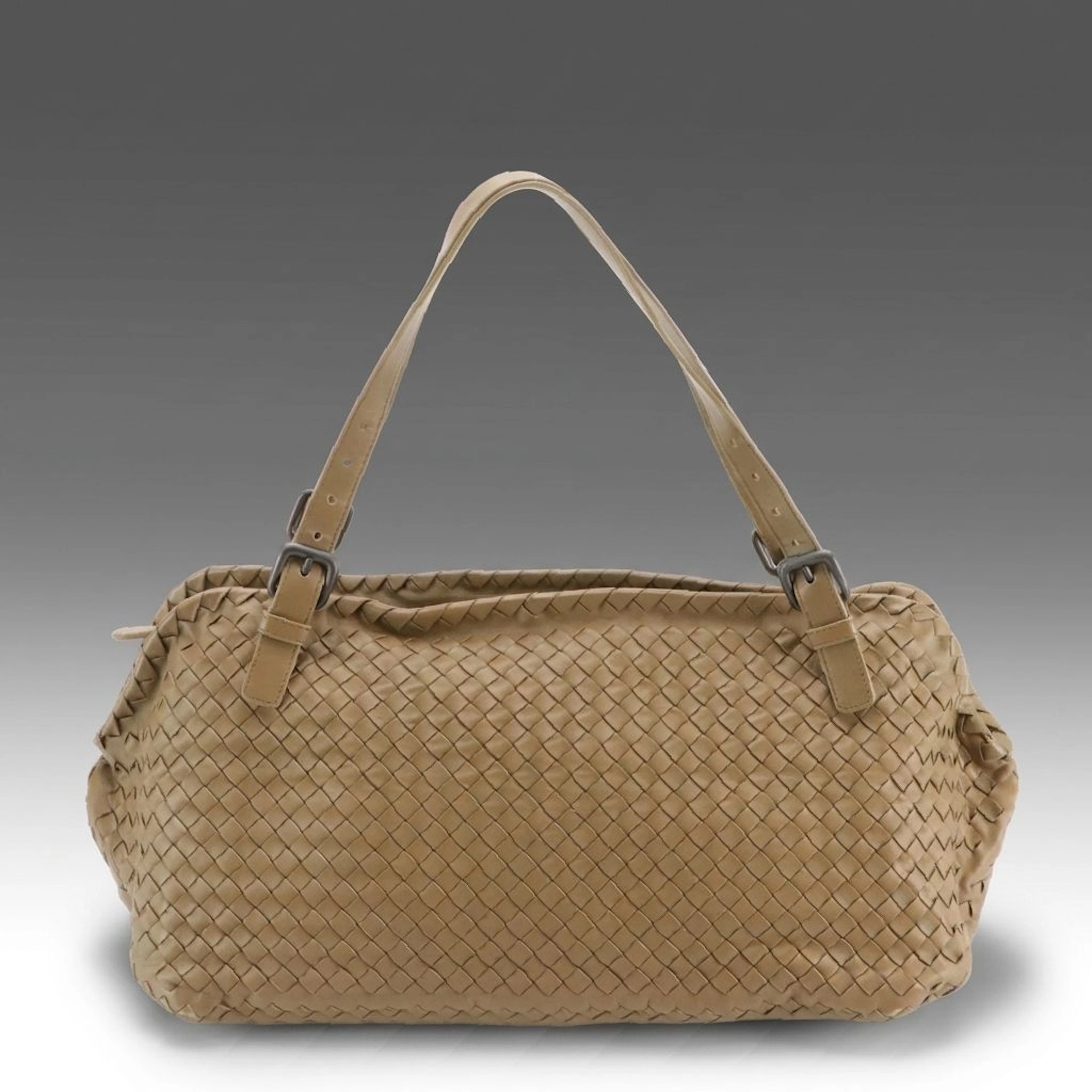 Bottega Veneta Large Boston Bag in Brown Intrecciato Calfskin Leather