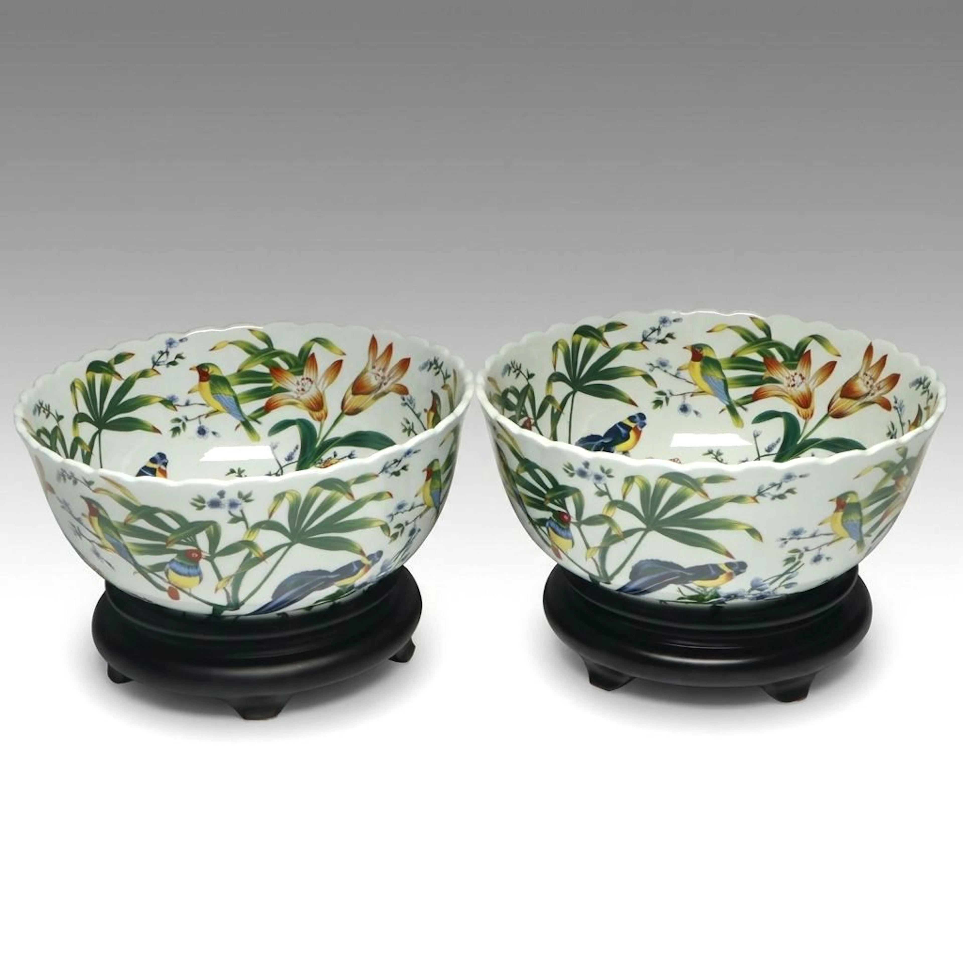 Ceramic Chinoiserie Centerpiece Bowls with Stands
