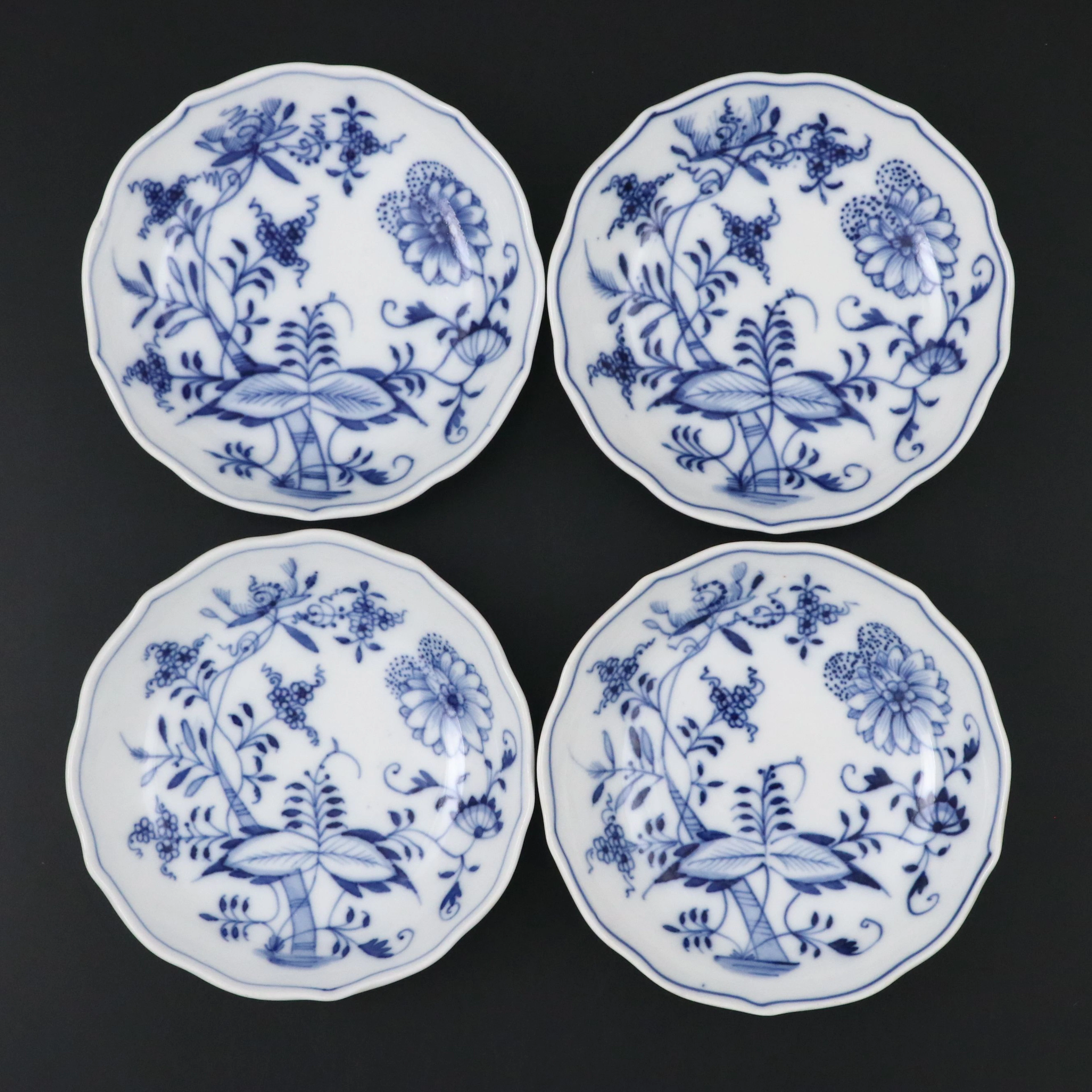 Stadt Meissen "Blue Onion" Porcelain Dessert Plates, Early to Mid-20th Century