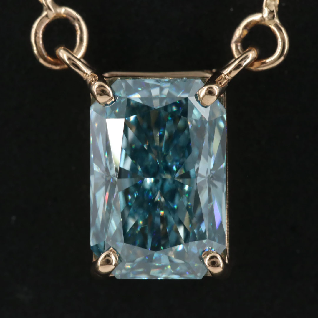 14K 2.43 CT Lab Grown Fancy Vivid Blue Diamond Necklace with IGI Report