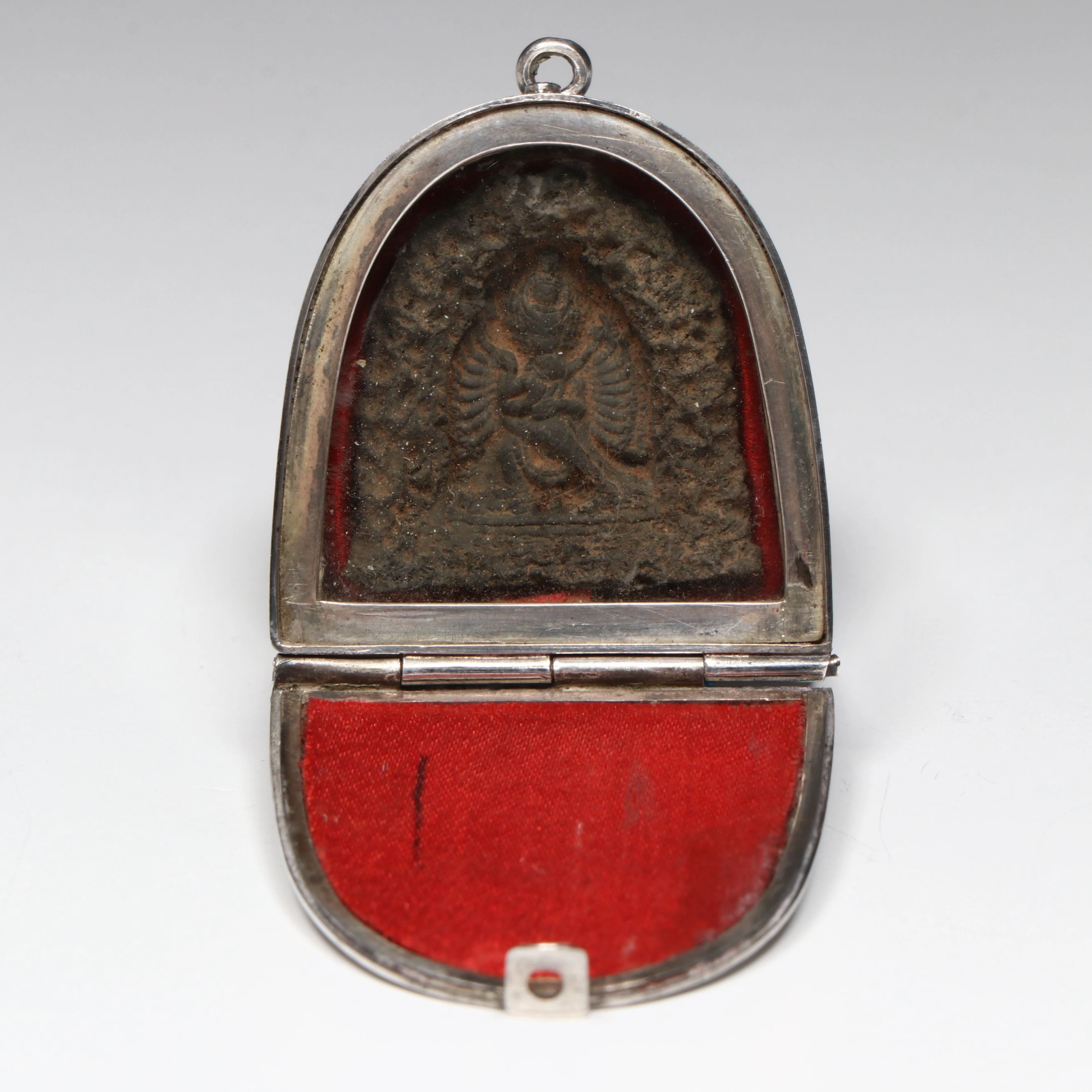 Antique Chinese/Tibetan Bodhisattva of Compassion Amulet in Sterling