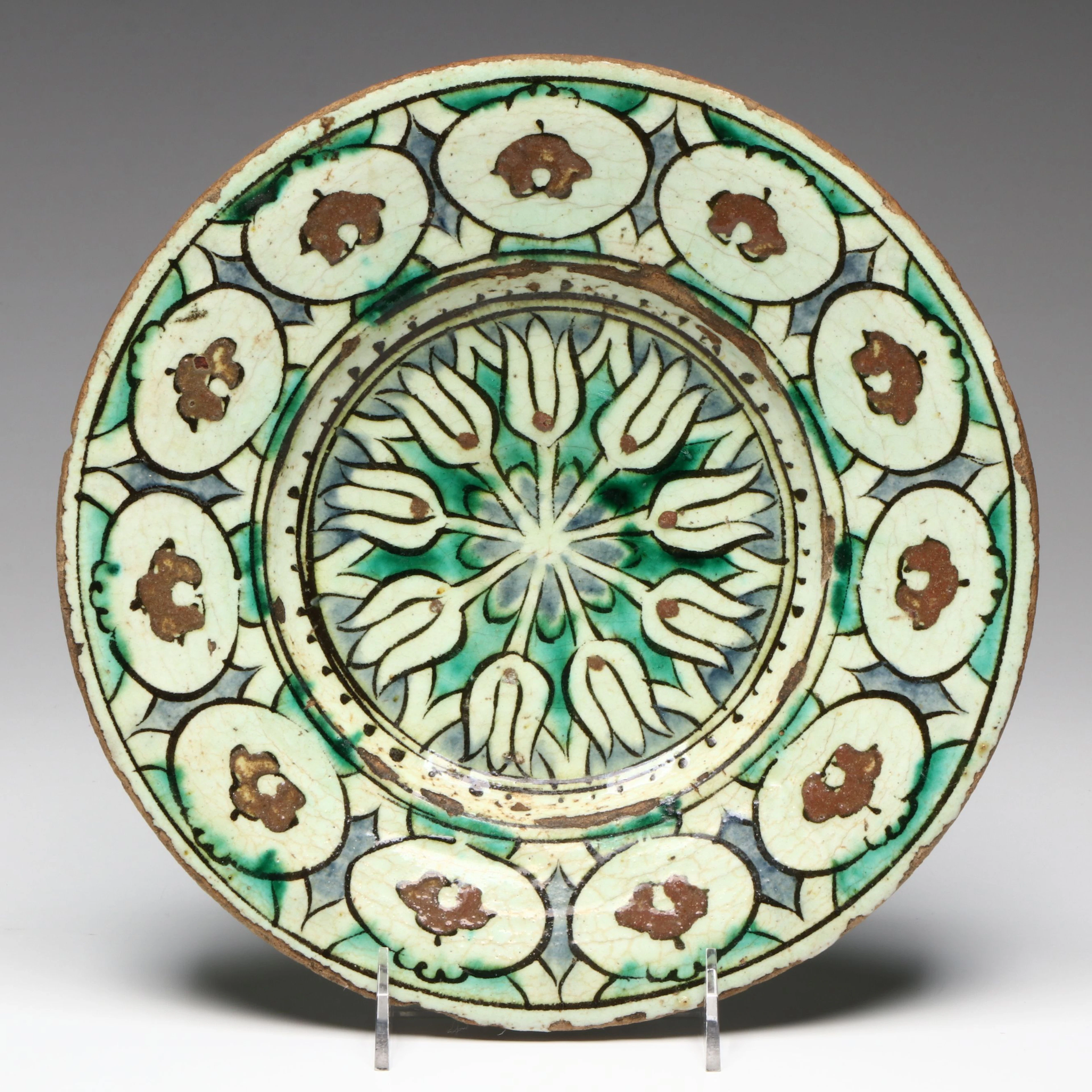 Antique Turkish Iznik Plate, 17th century