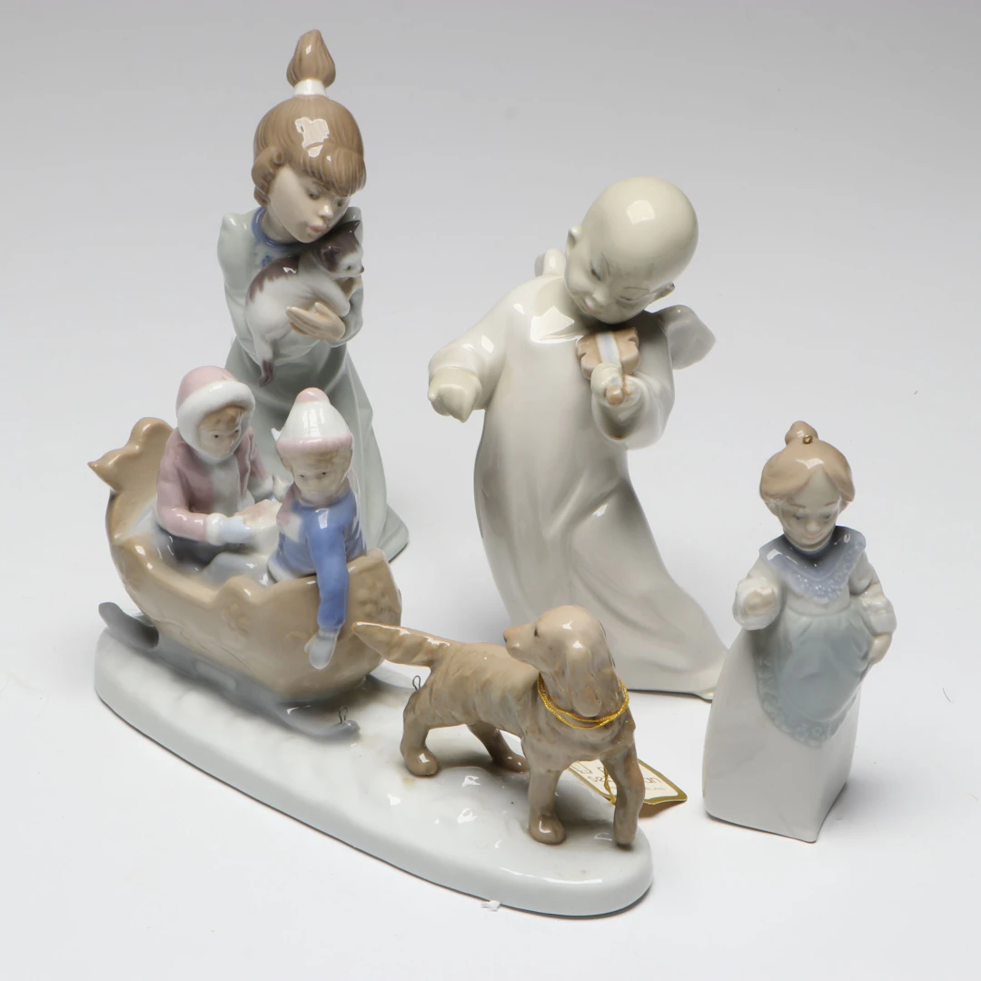 Lladró "Sleepy Kitten", "Mrs. Claus" and More Porcelain Figurines