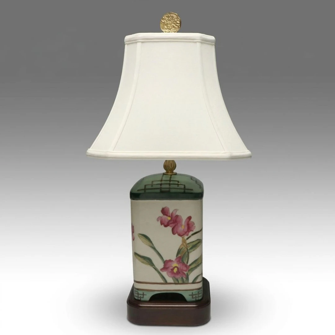 Pamela Shirley for Wildwood Chinoiserie Style Porcelain Lamp, Late 20th Century
