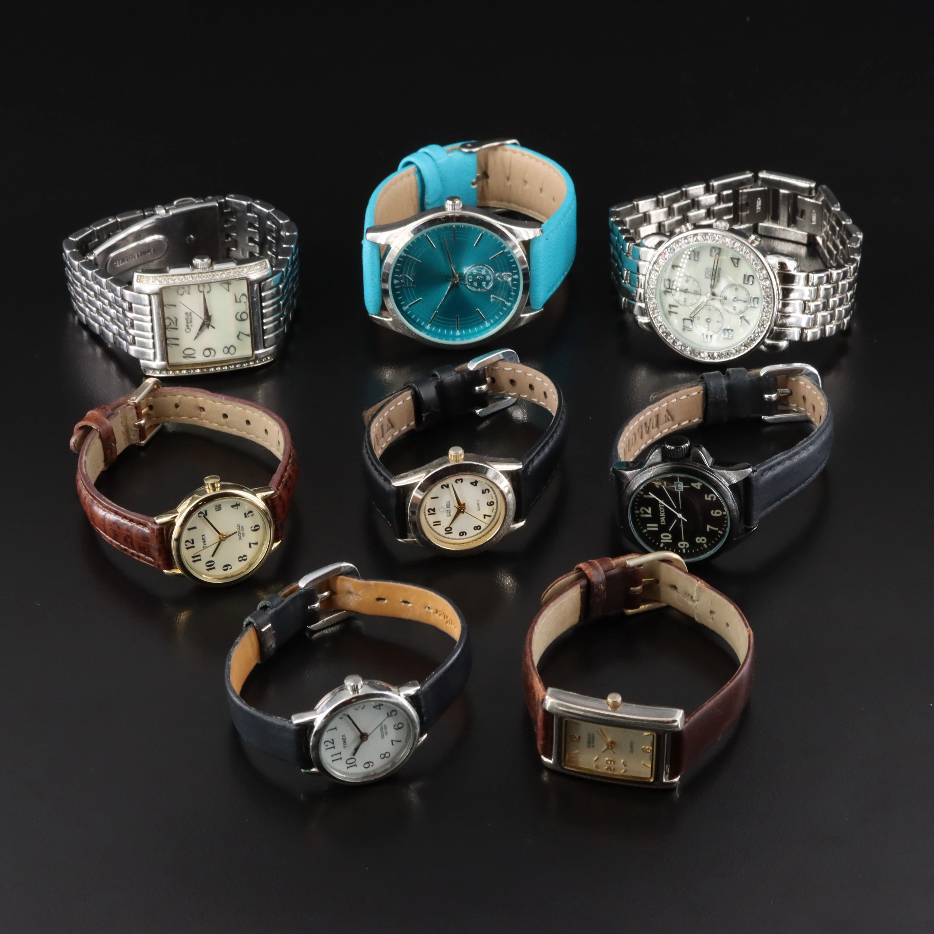 Contemporary and Classic Quartz Watch Collection