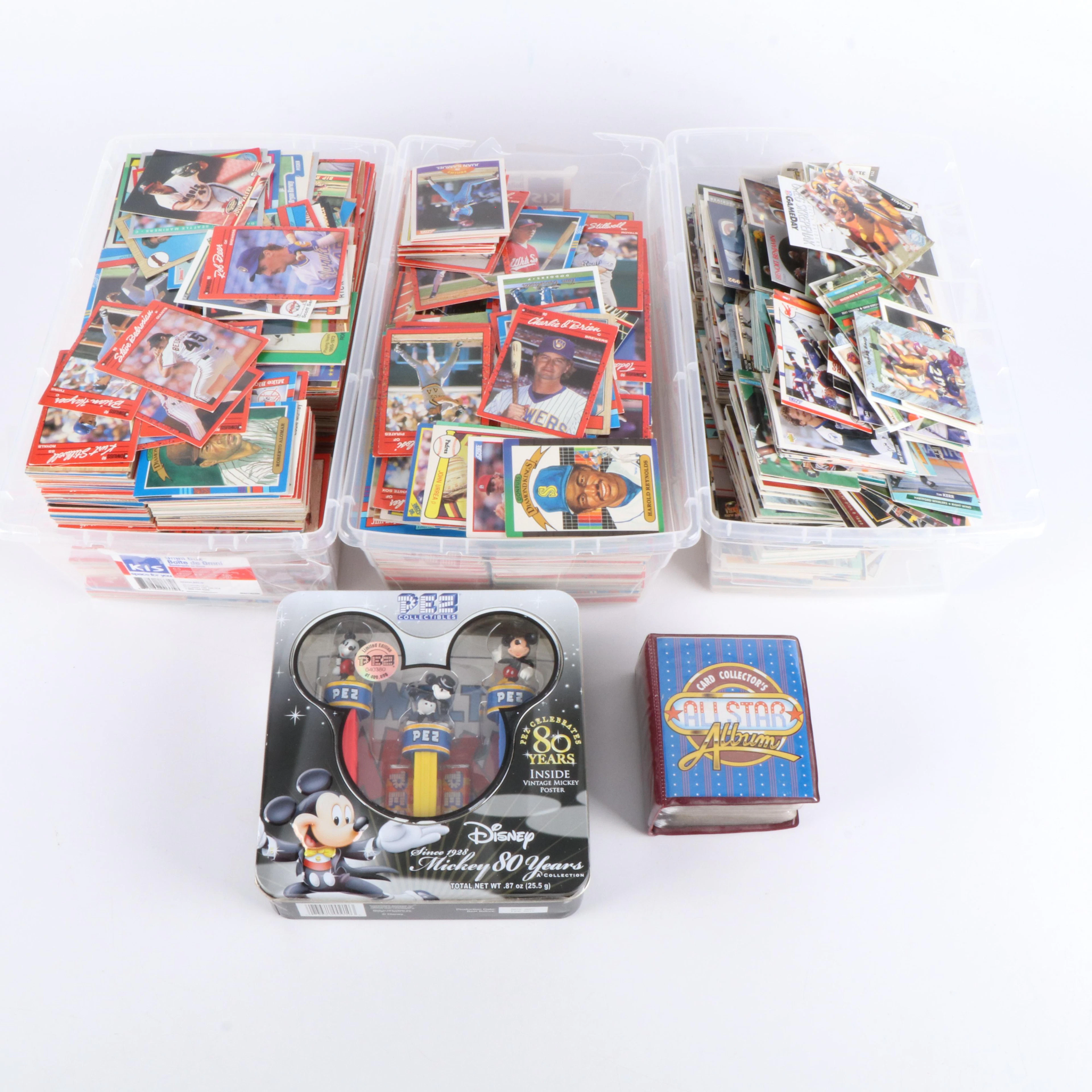 Large Group of Loose Baseball, Basketball, Football and Hockey Cards