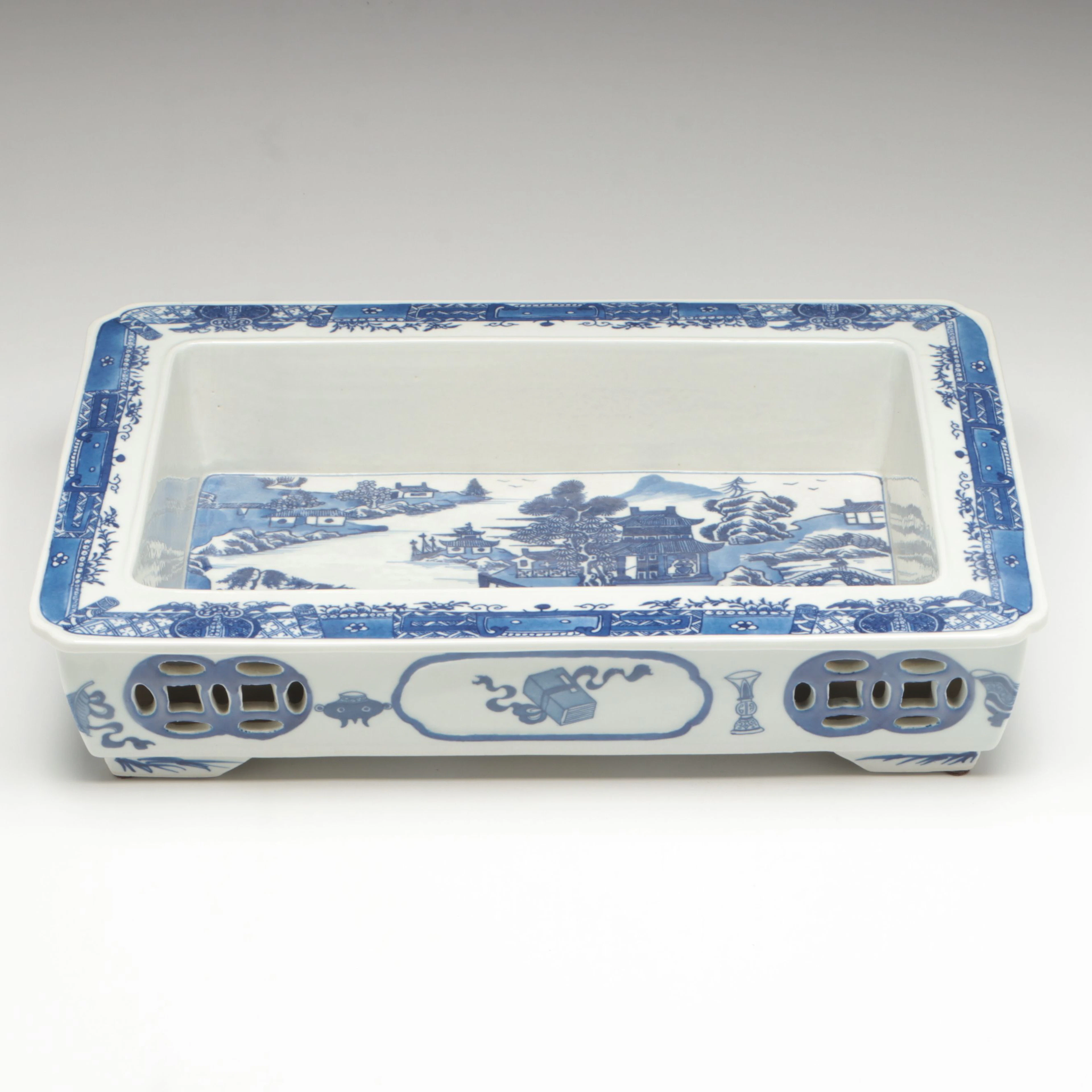 Chinese Blue and White Landscape Porcelain Planter