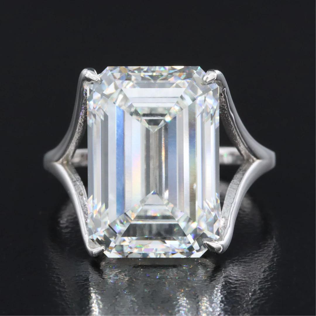 14K 12.16 CT Lab Grown Diamond Solitaire Ring with IGI Report