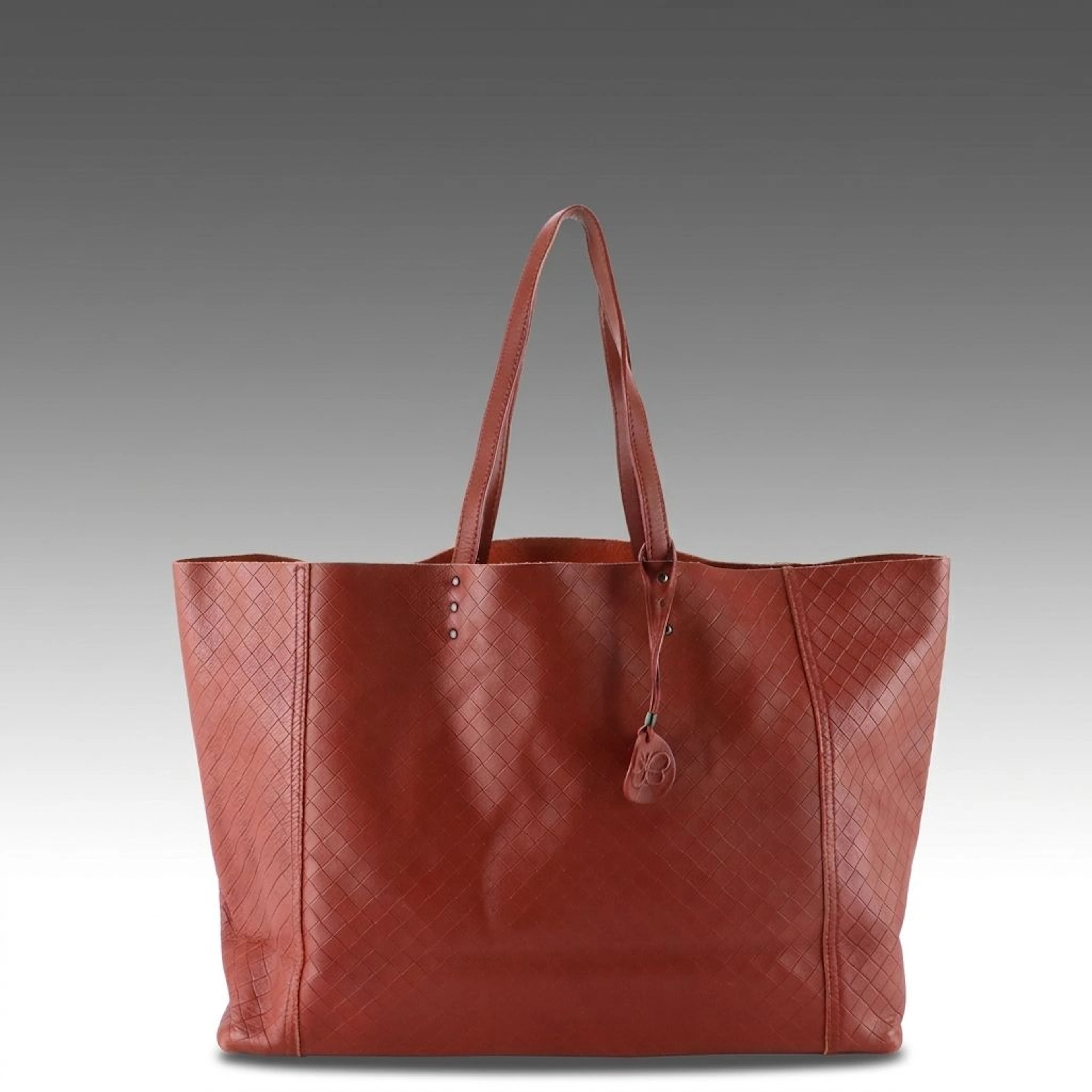 Bottega Veneta Large Tote Bag in Intrecciato Mirage Leather