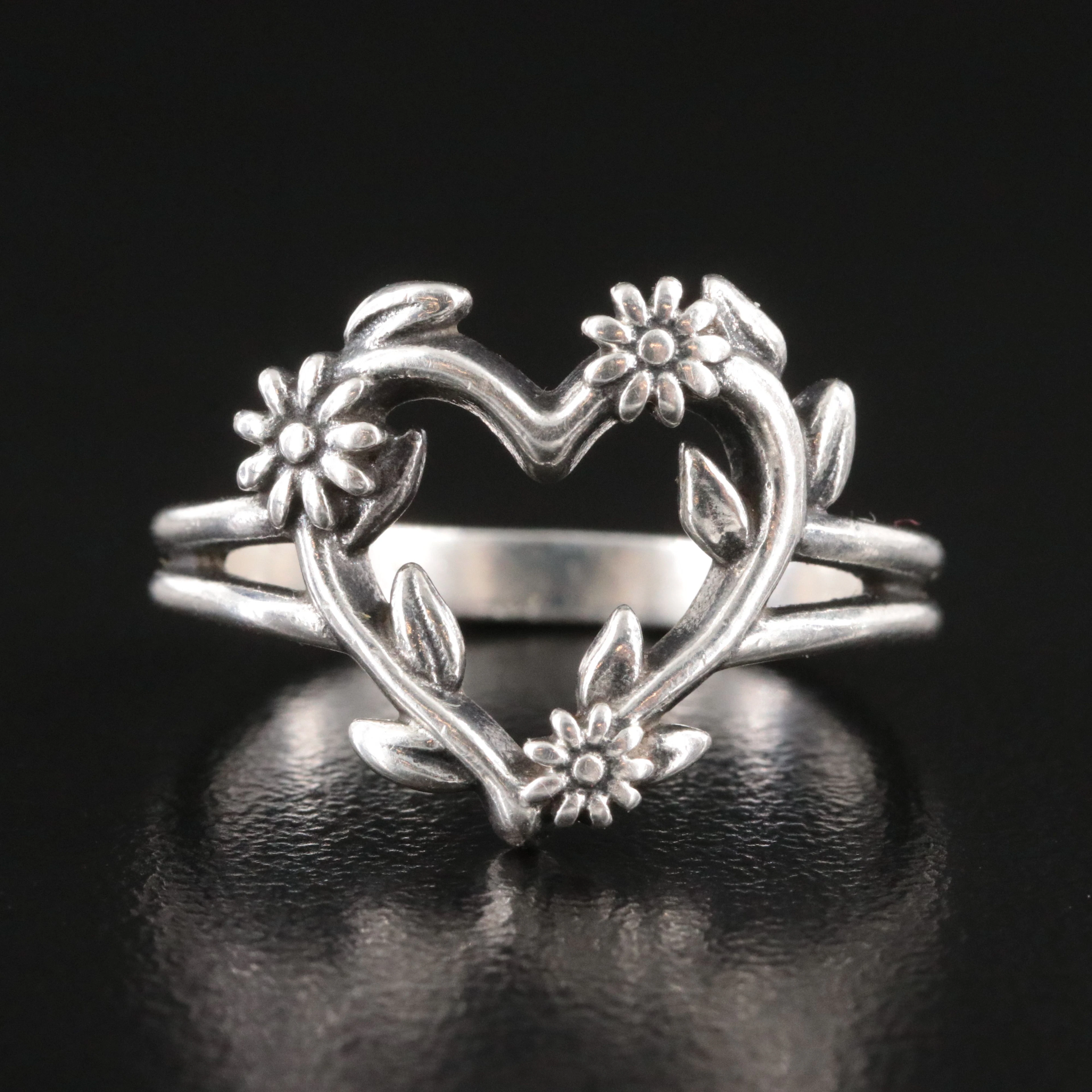 James Avery Sterling Floral Heart Ring