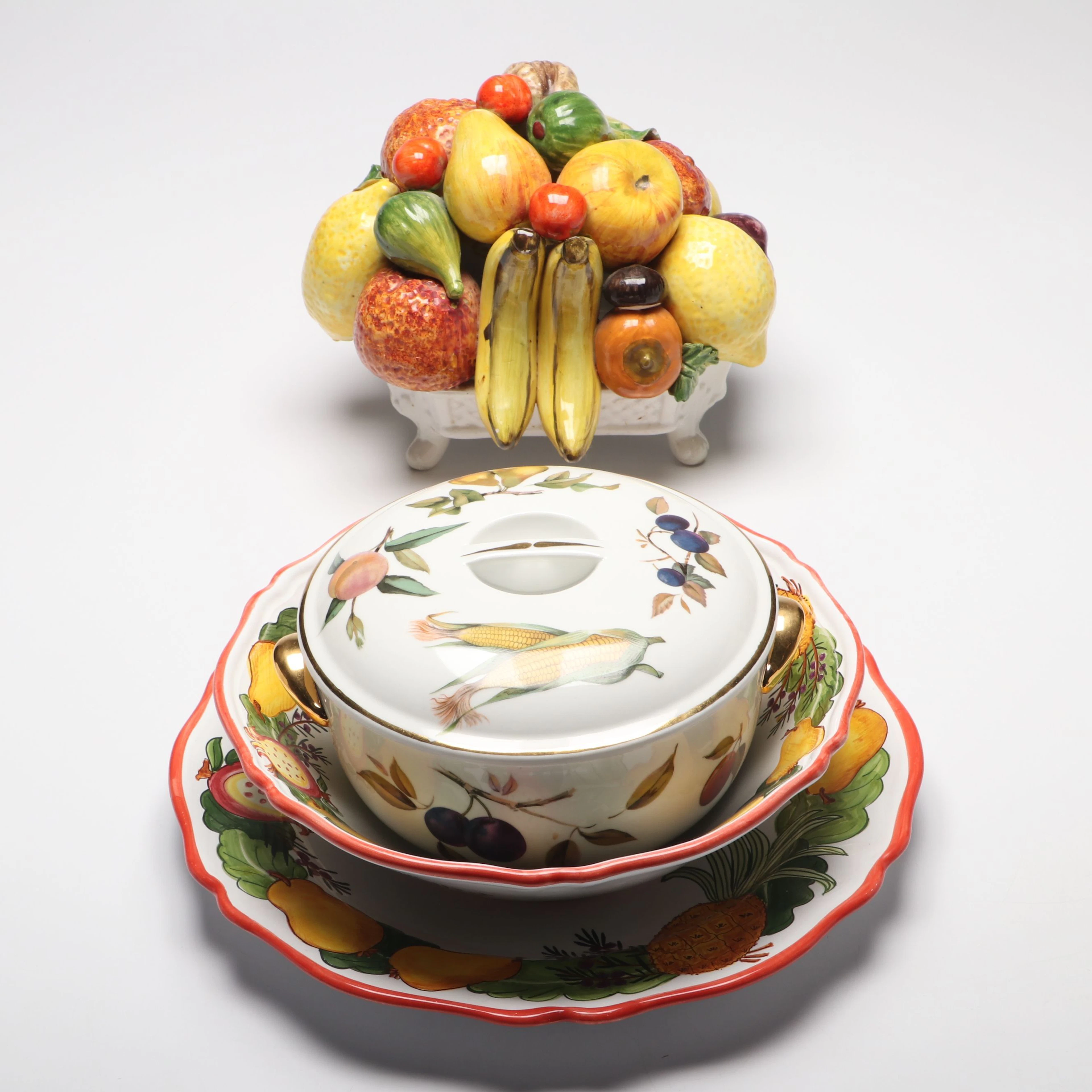 Royal Worcester "Evesham Gold" Porcelain Casserole with Italian Majolica Décor