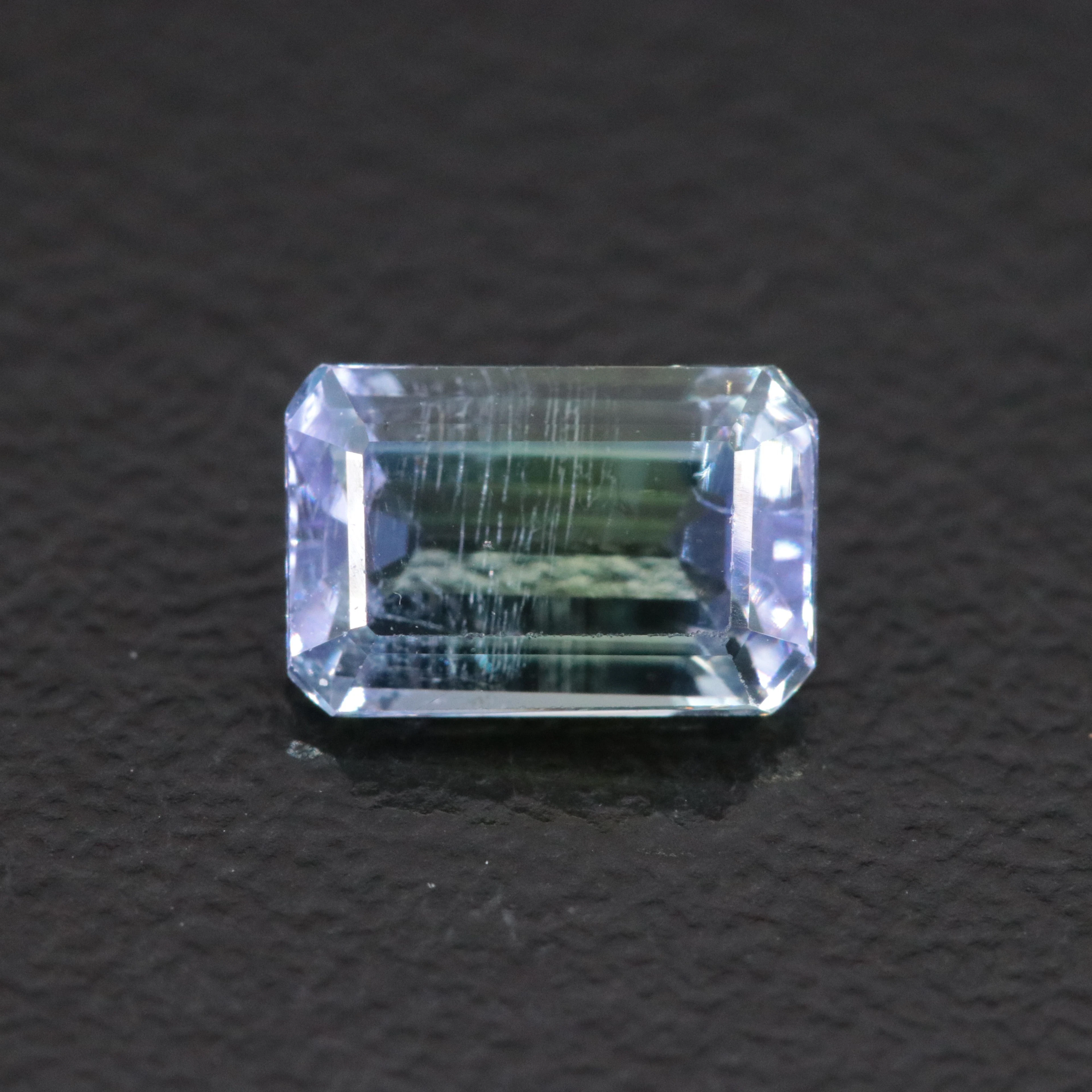 Loose 1.02 CT Tanzanite