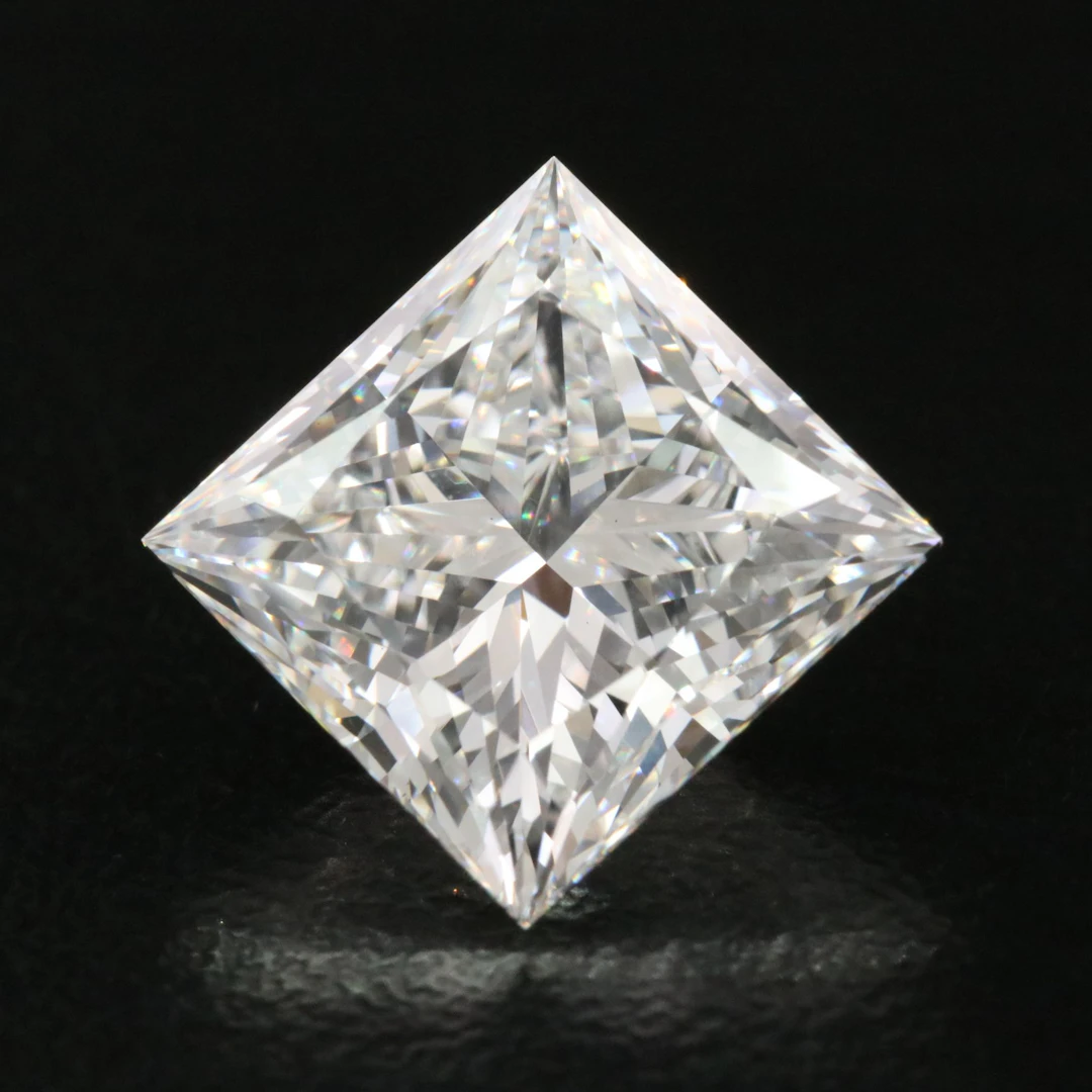 Loose 5.06 CT Lab Grown Diamond with IGI Report