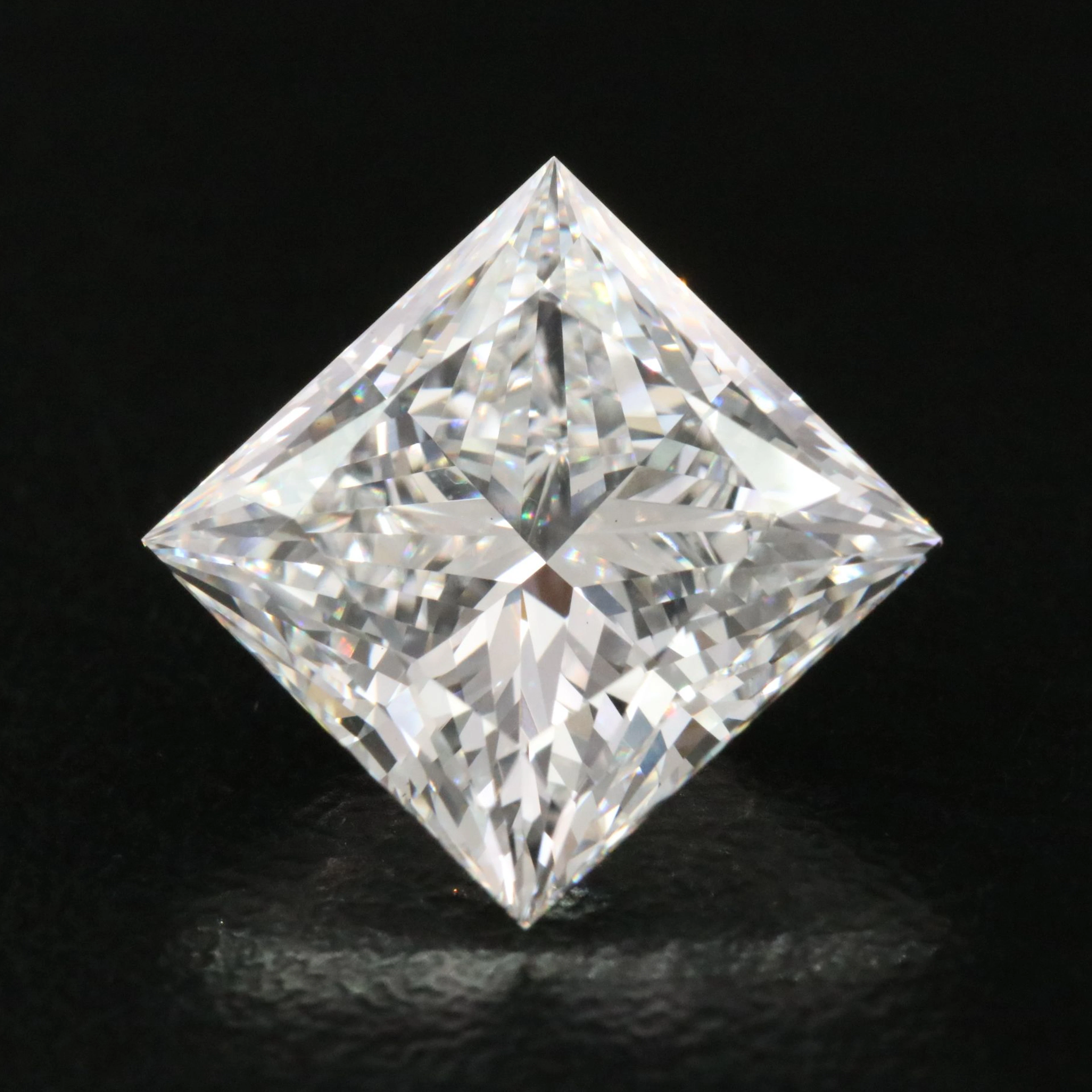 Loose 5.06 CT Lab Grown Diamond with IGI Report
