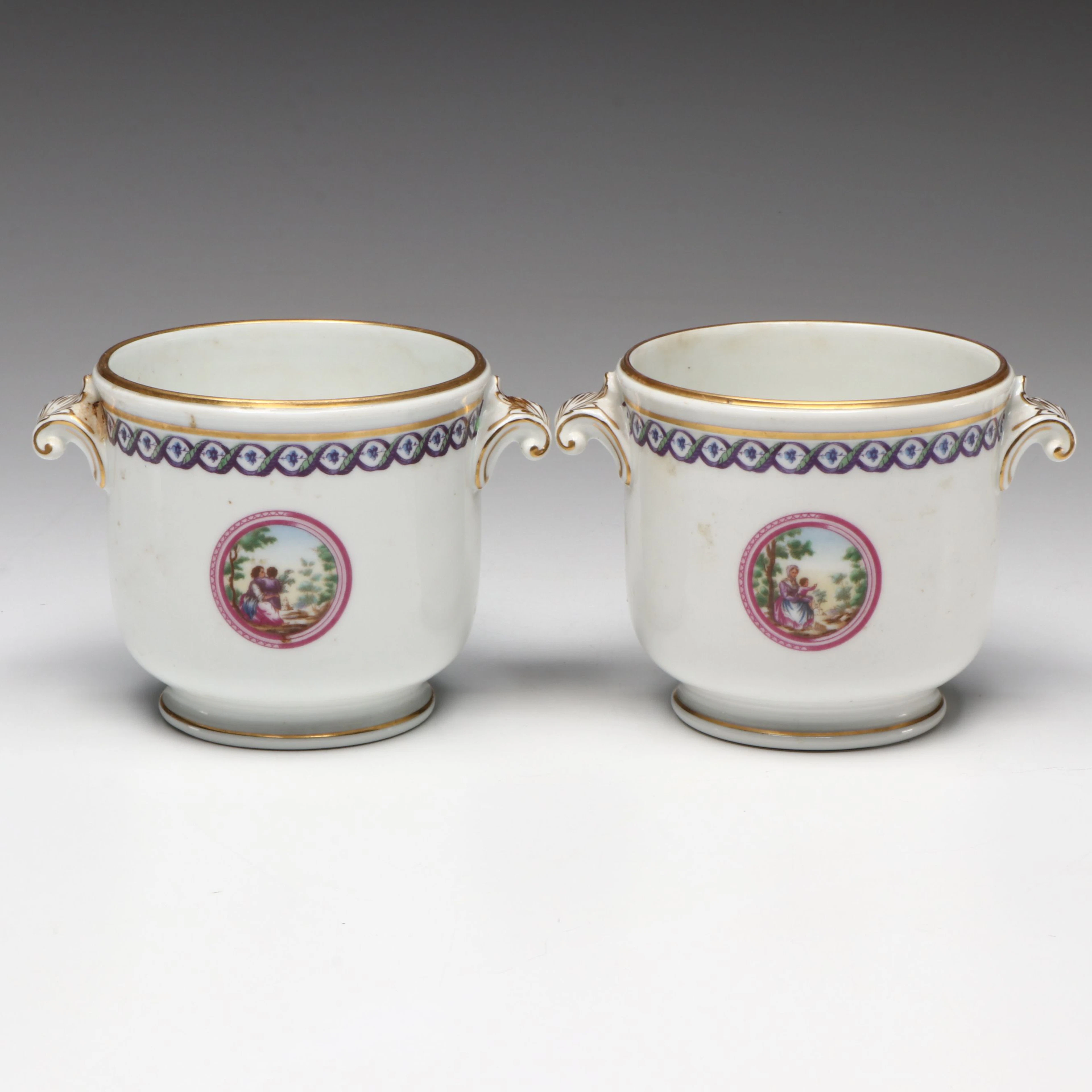 Richard Ginori Porcelain Gilt Decorated Urn Pair