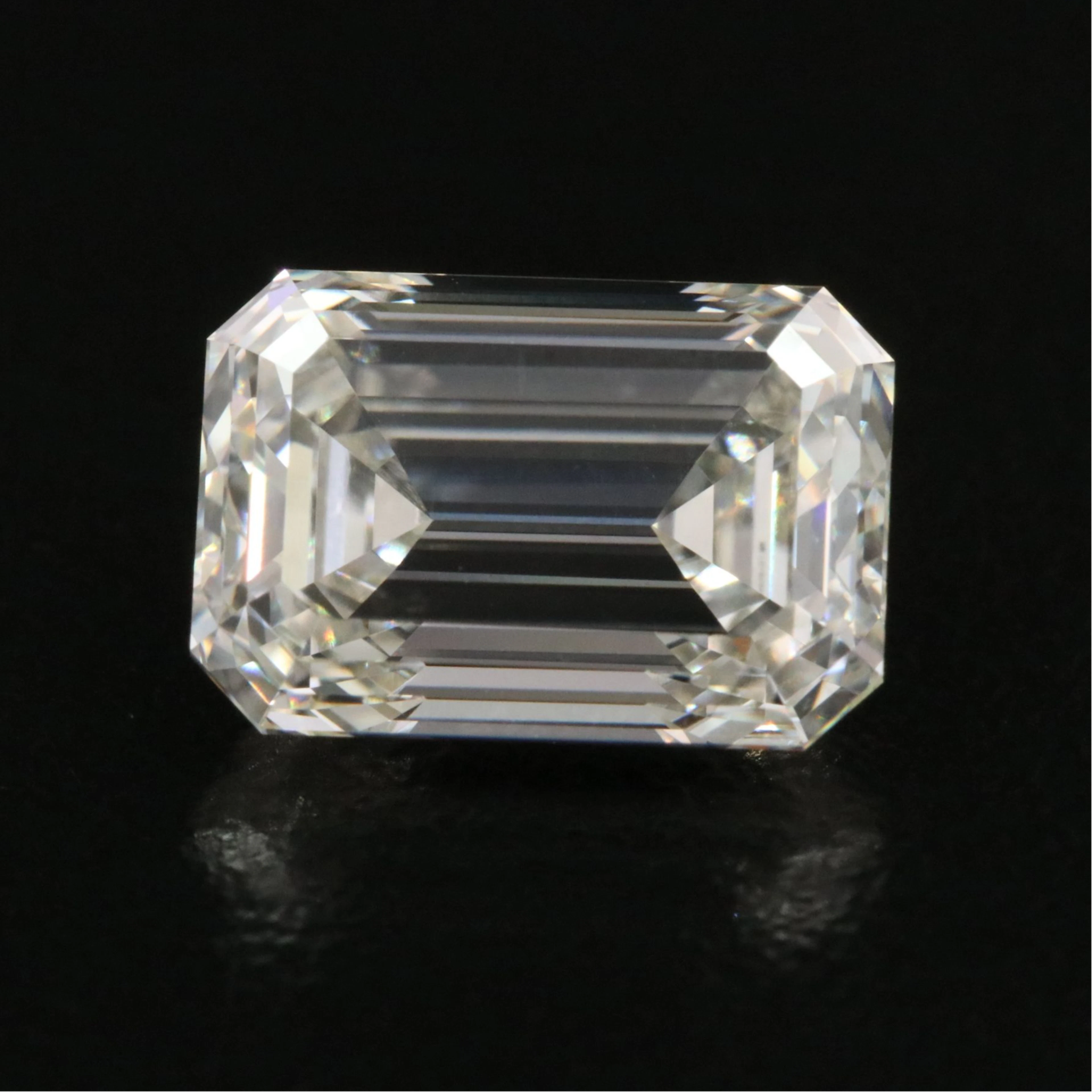 Loose 2.99 CT Lab Grown Diamond with IGI Report