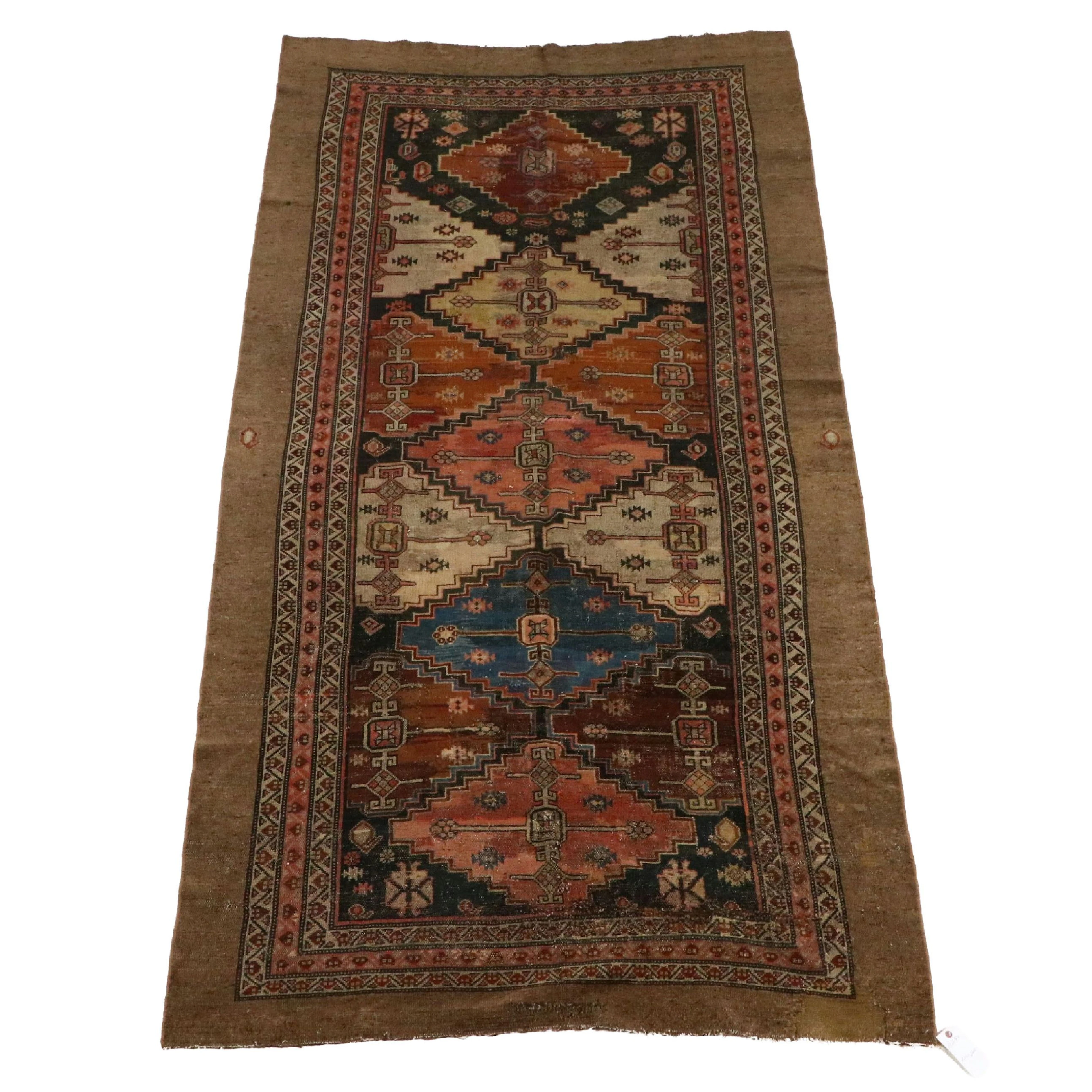 4'10 x 9'9 Hand-Knotted Caucasian Shirvan Area Rug