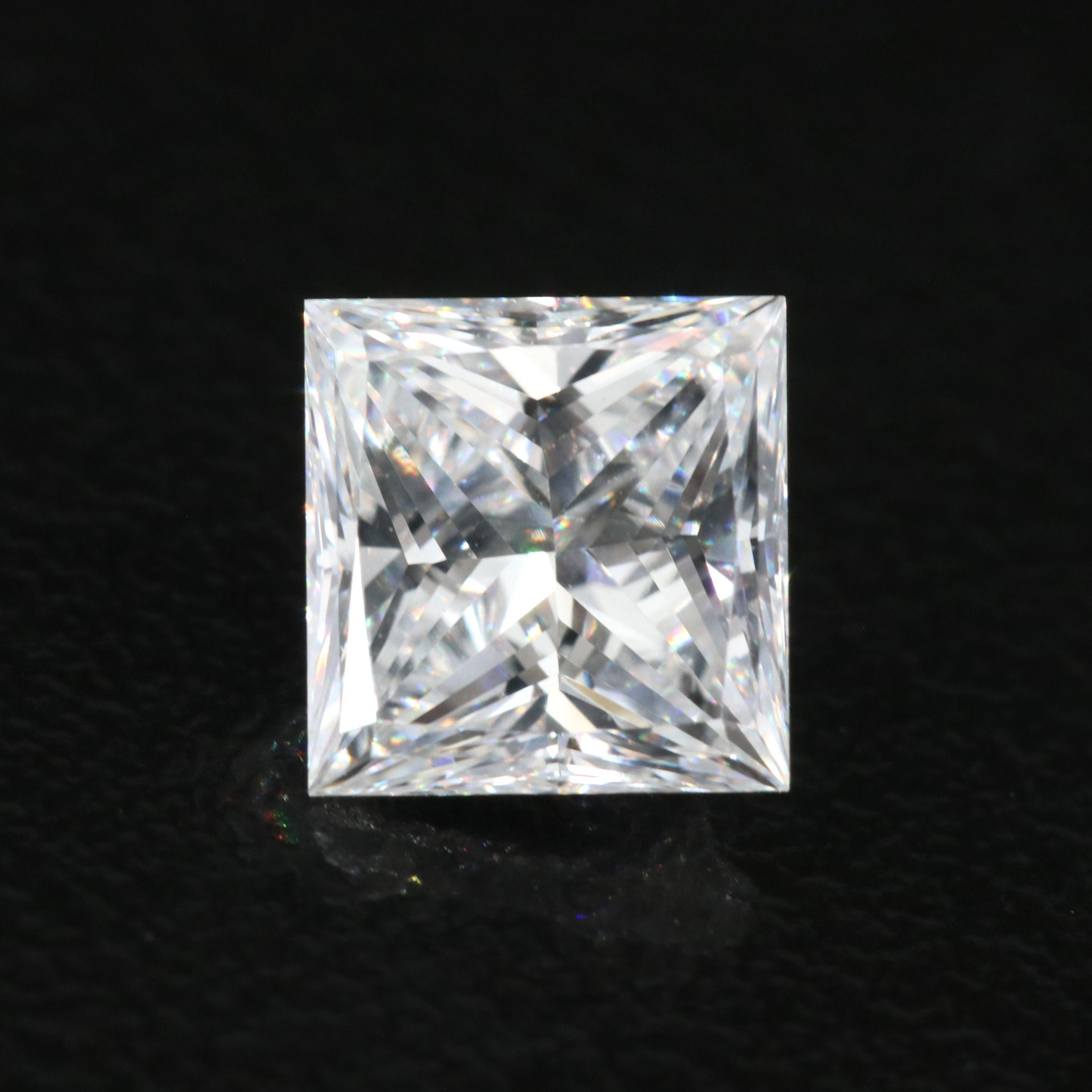 Loose 1.03 CT Lab Grown Diamond with IGI Report