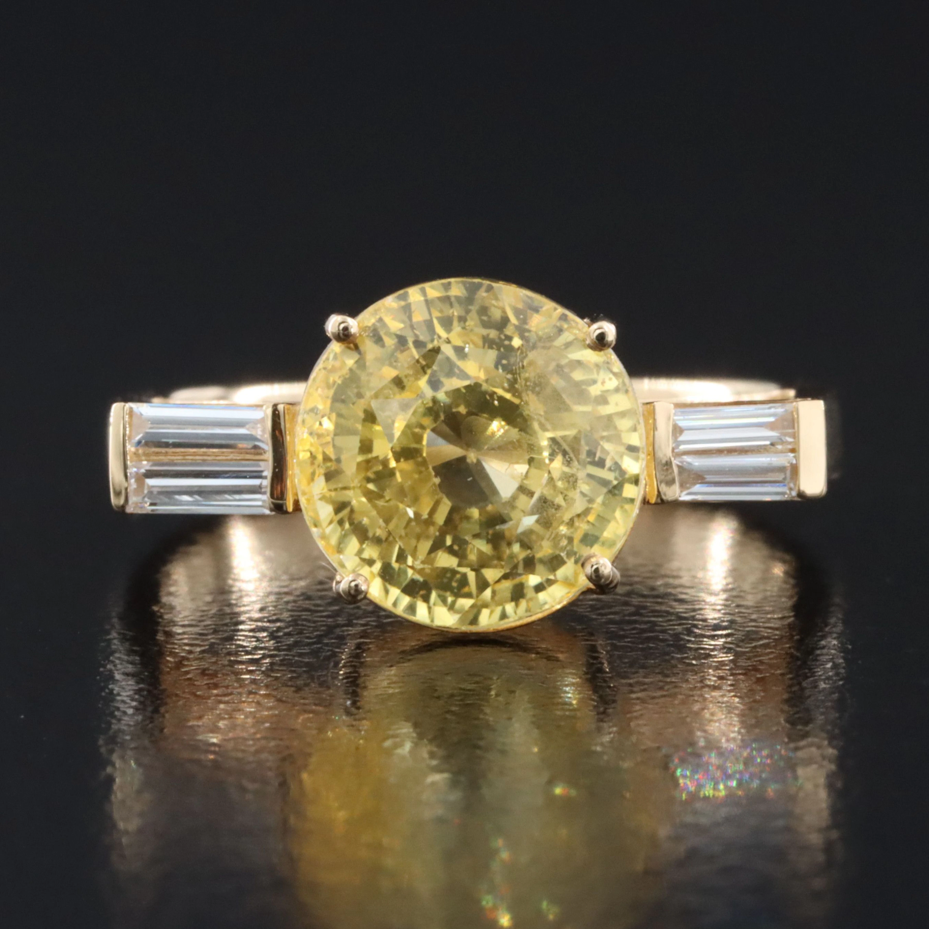 18K 5.23 CT Unheated Ceylon Sapphire and Diamond Ring with GIA Report