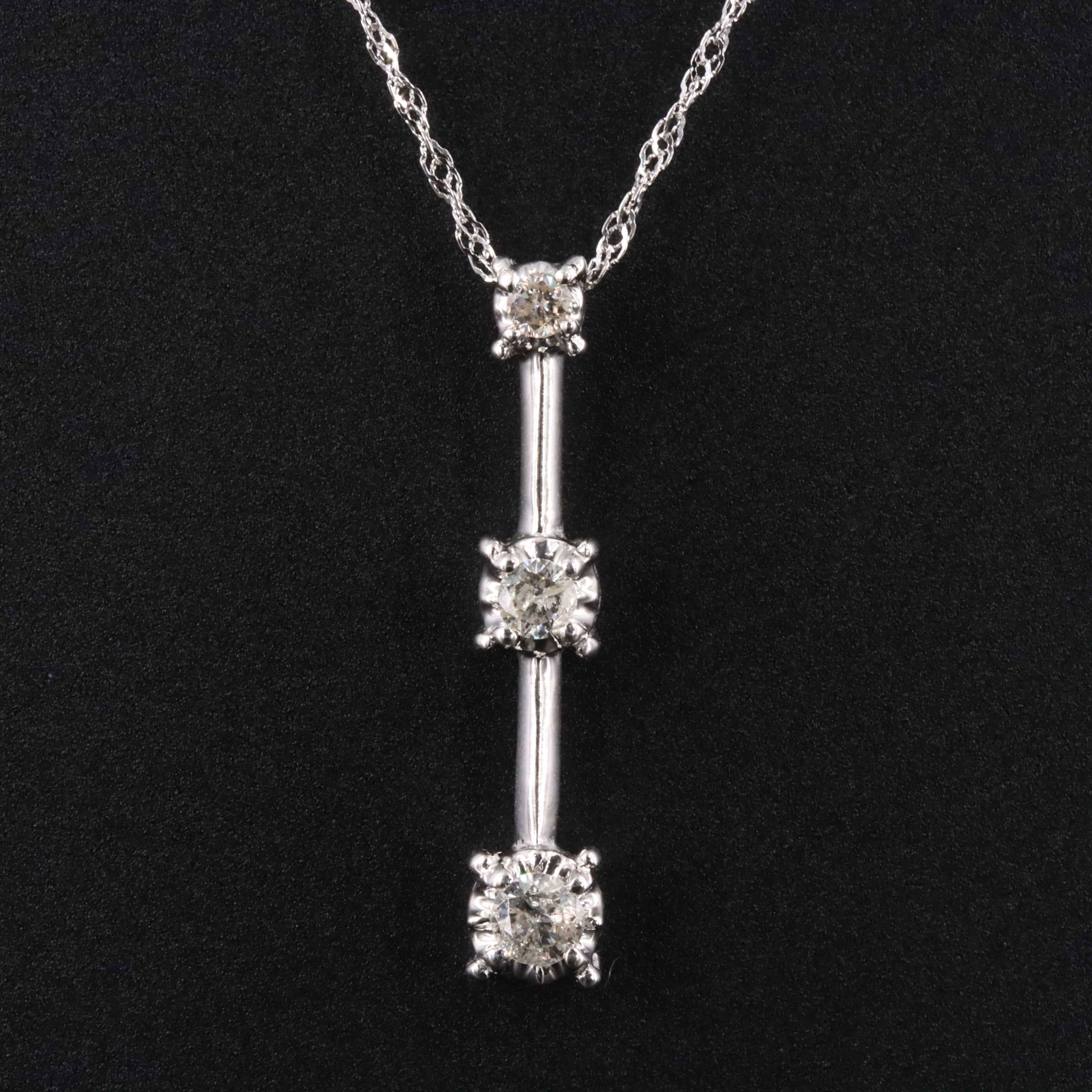 10K 0.14 CTW Diamond Pendant Necklace