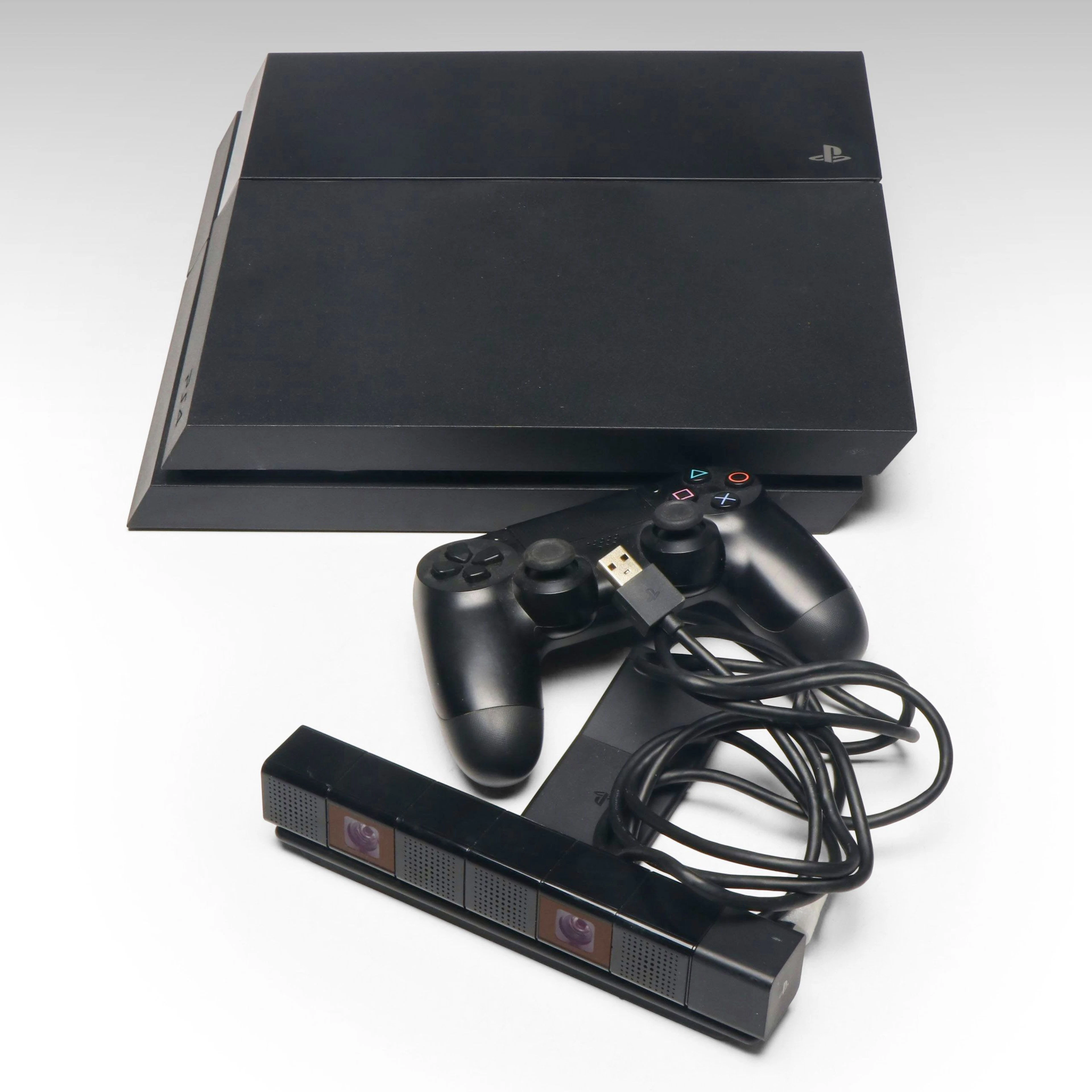 Sony PlayStation 4 with Wireless Controller and Camera