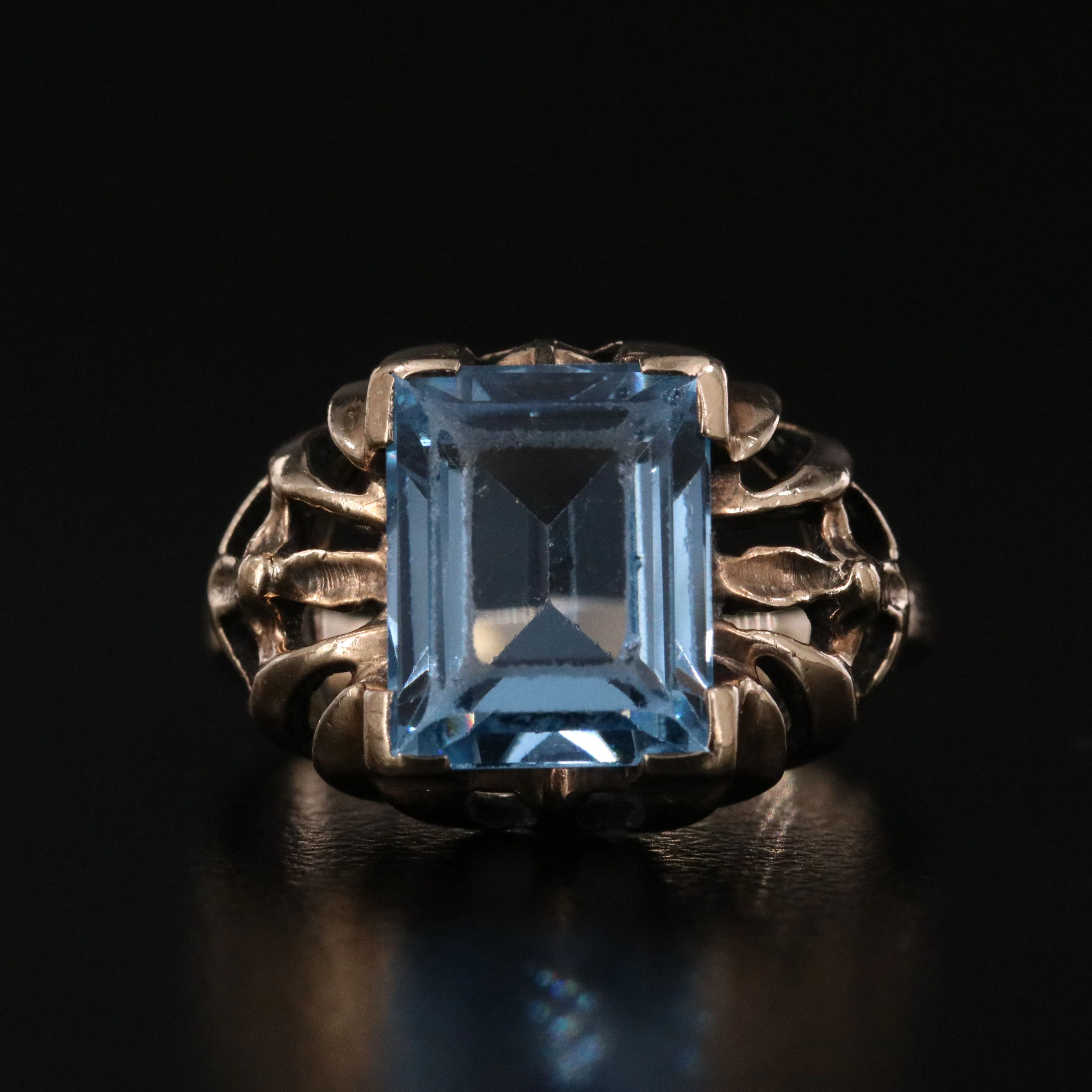 Retro 10K Spinel Ring