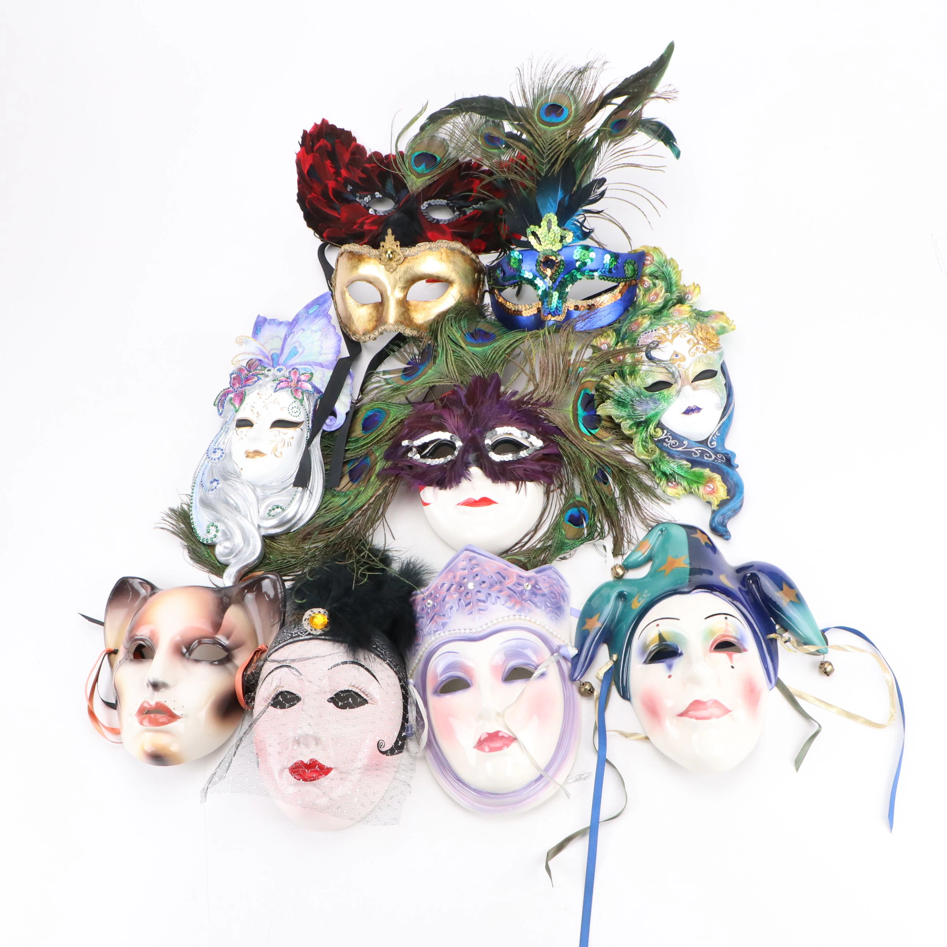 Venetian Carnival Mask Resin Wall Décor with Other Ceramic and Fabric Masks