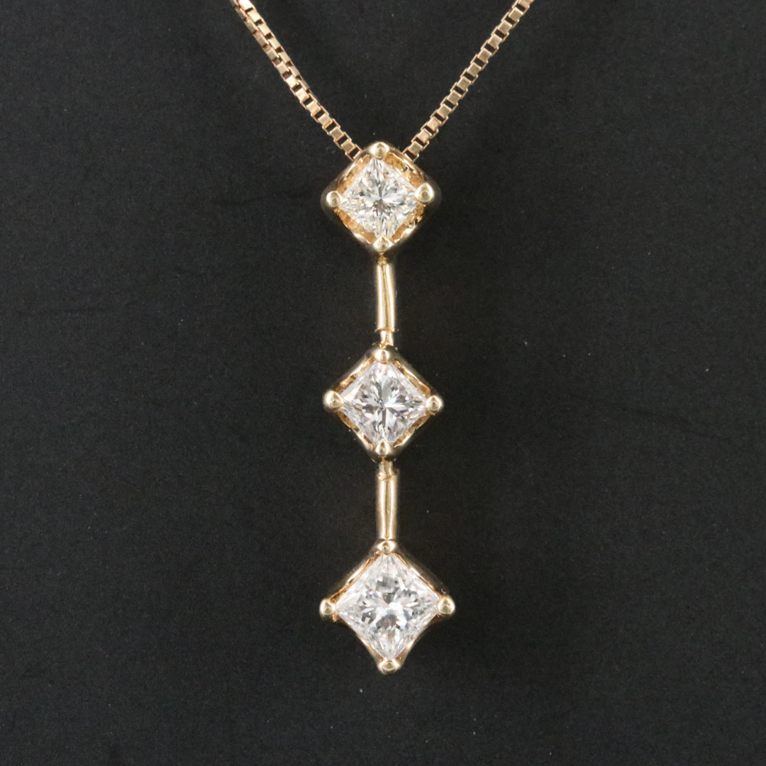 14K 0.84 CTW Diamond Pendant Necklace