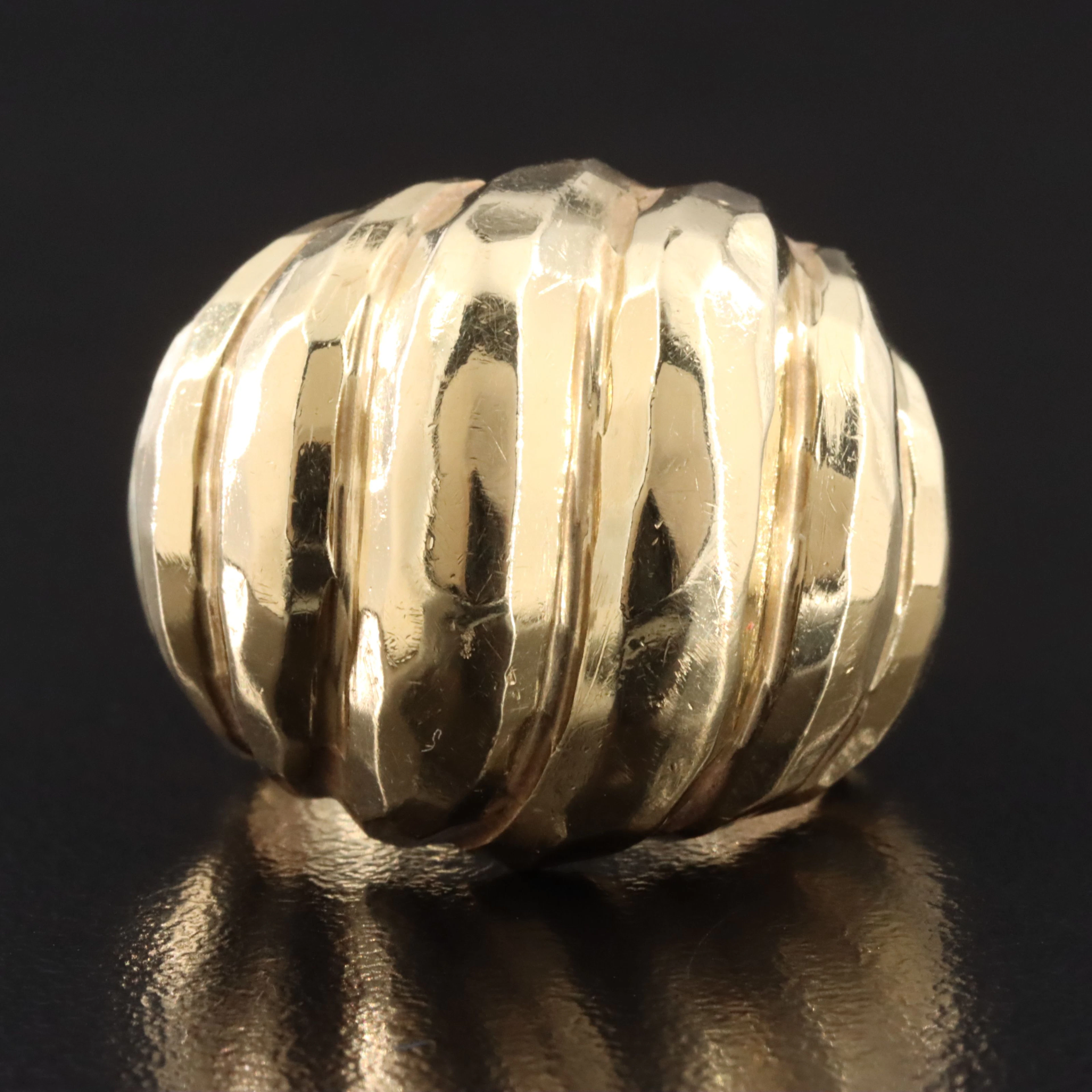 14K Fluted Dome Ring